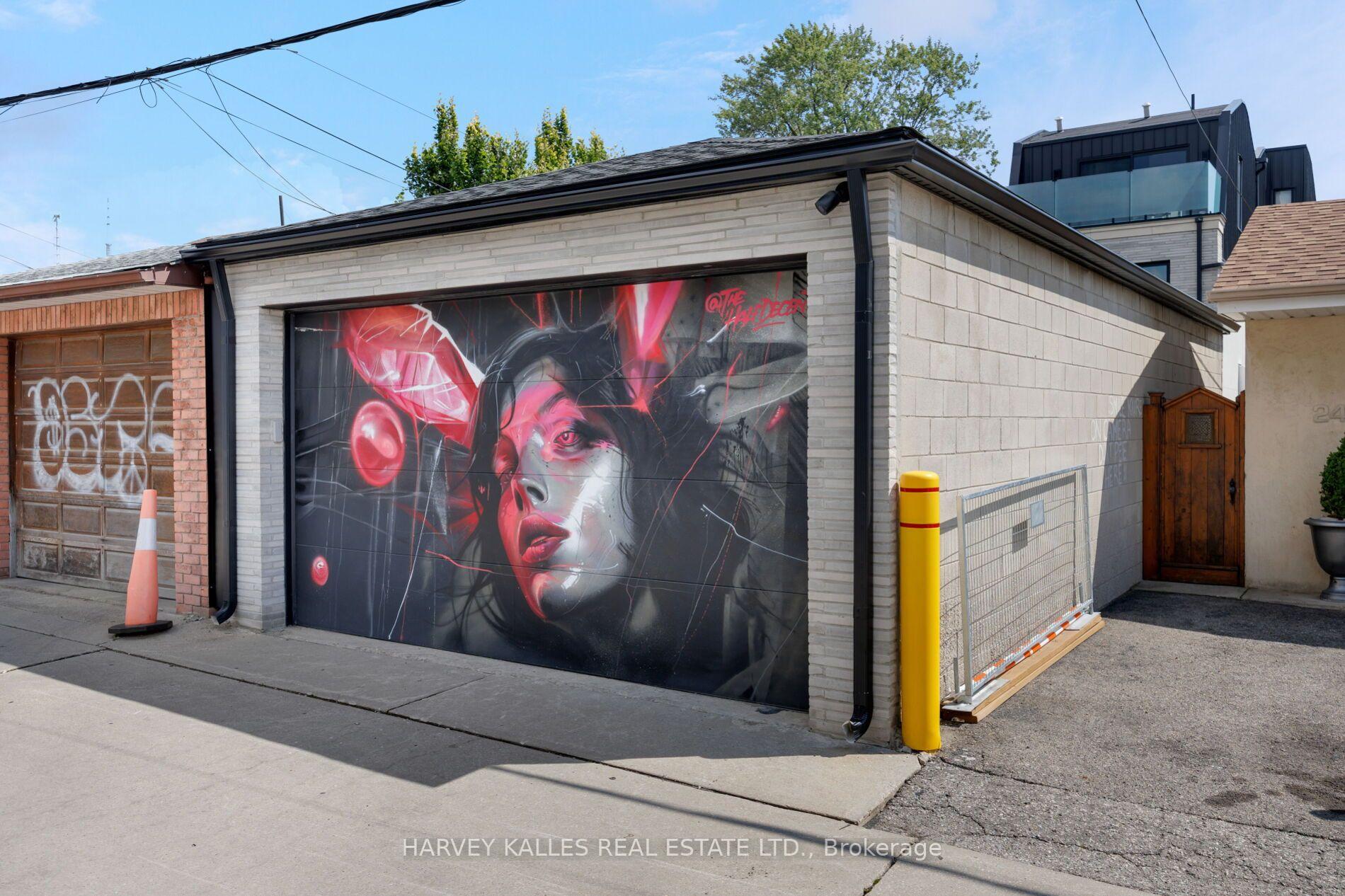 22 Foxley Street, Toronto