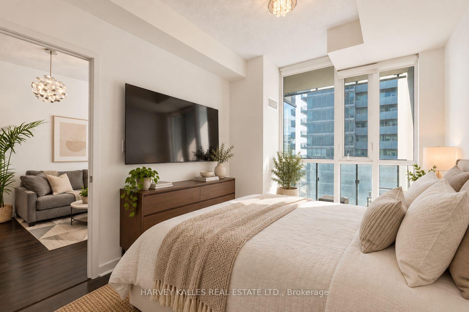 295 Adelaide Street W 4208, Toronto Unit: 4208
