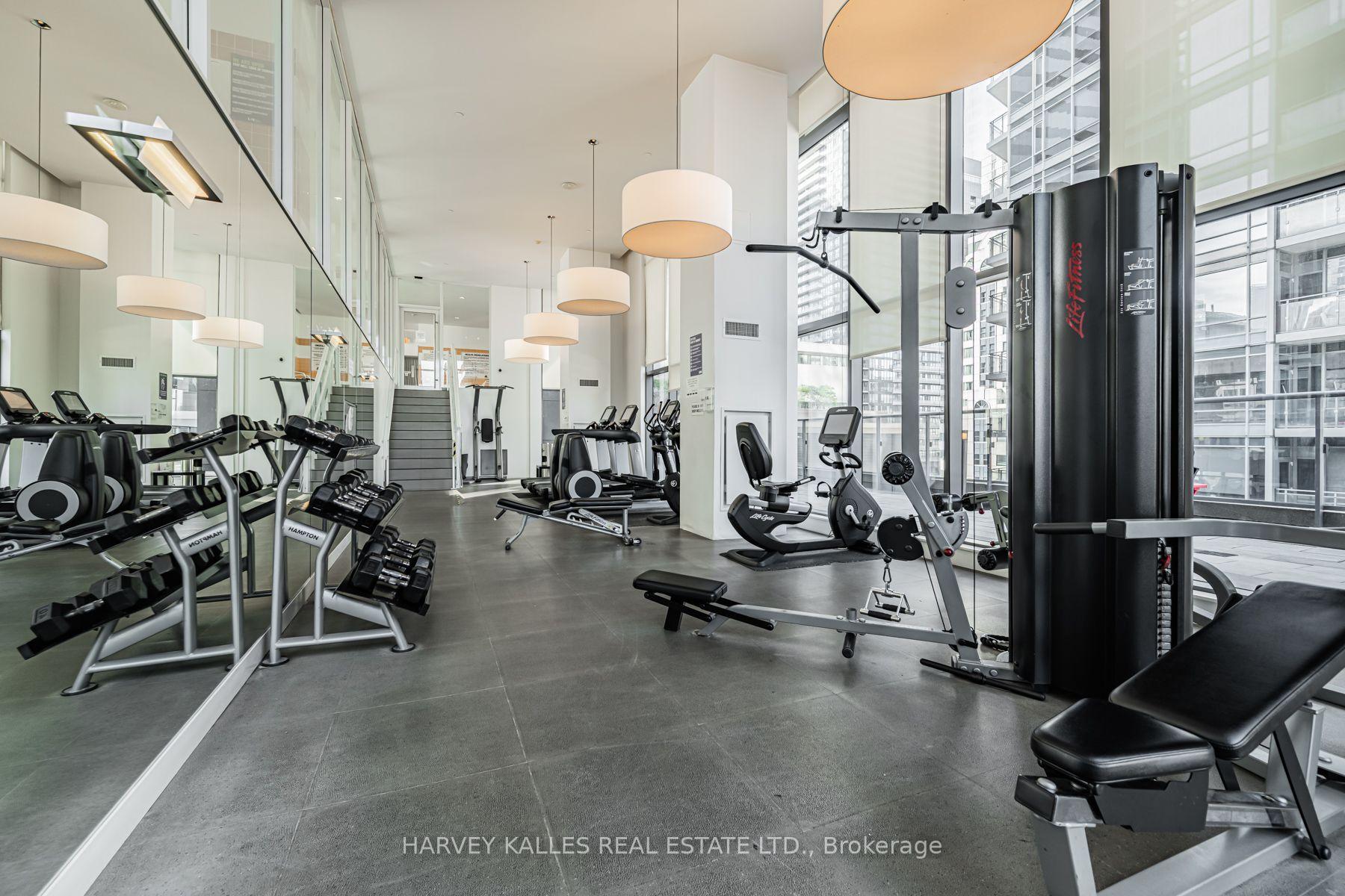295 Adelaide Street W 4208, Toronto Unit: 4208