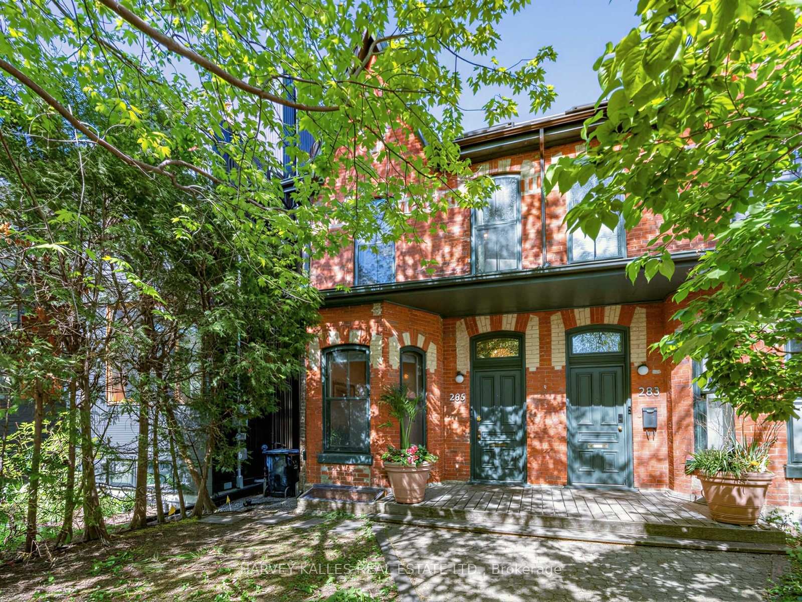 285 Brunswick Avenue, Toronto