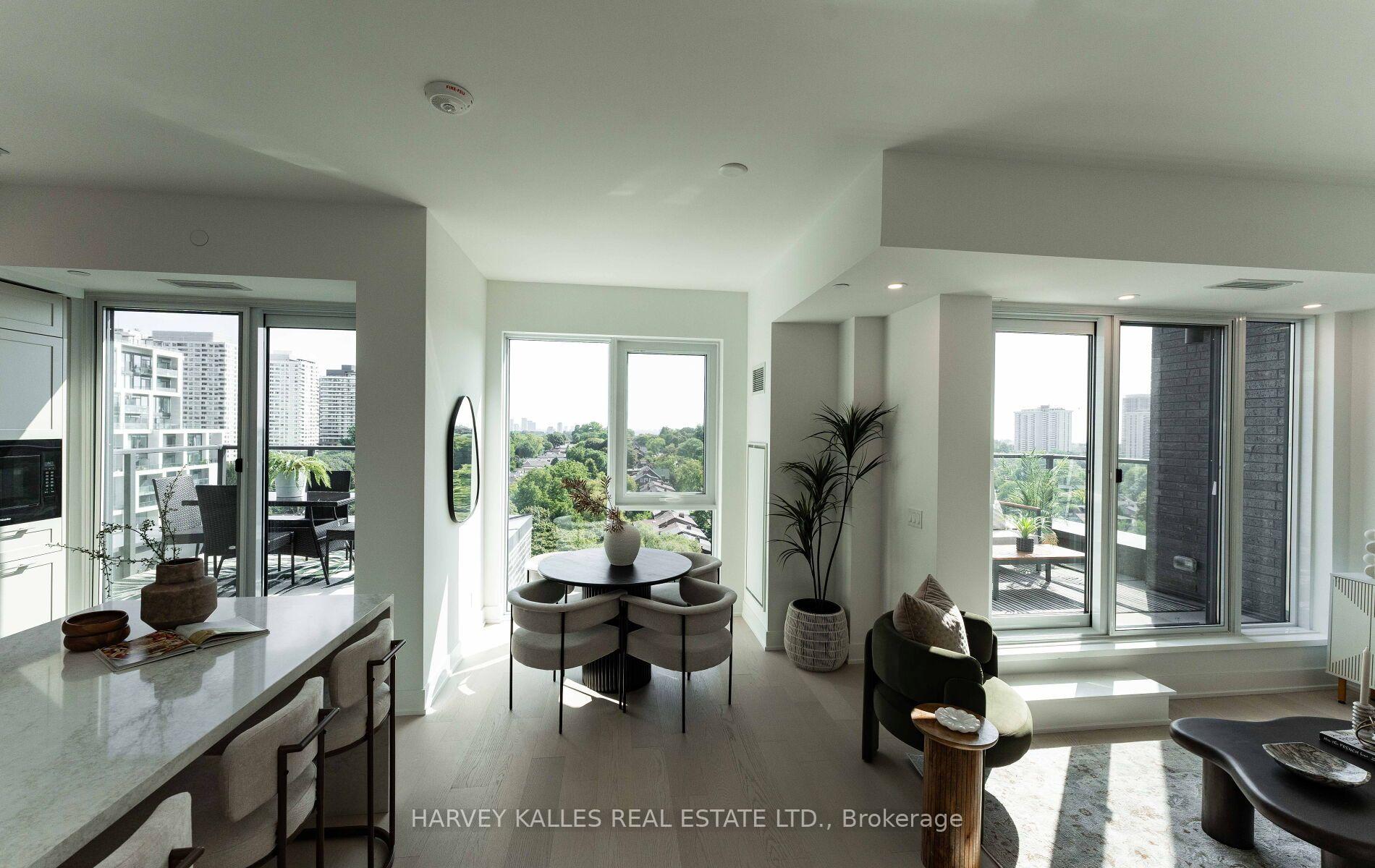 8 Manor Road W LPH2, Toronto Unit: LPH2