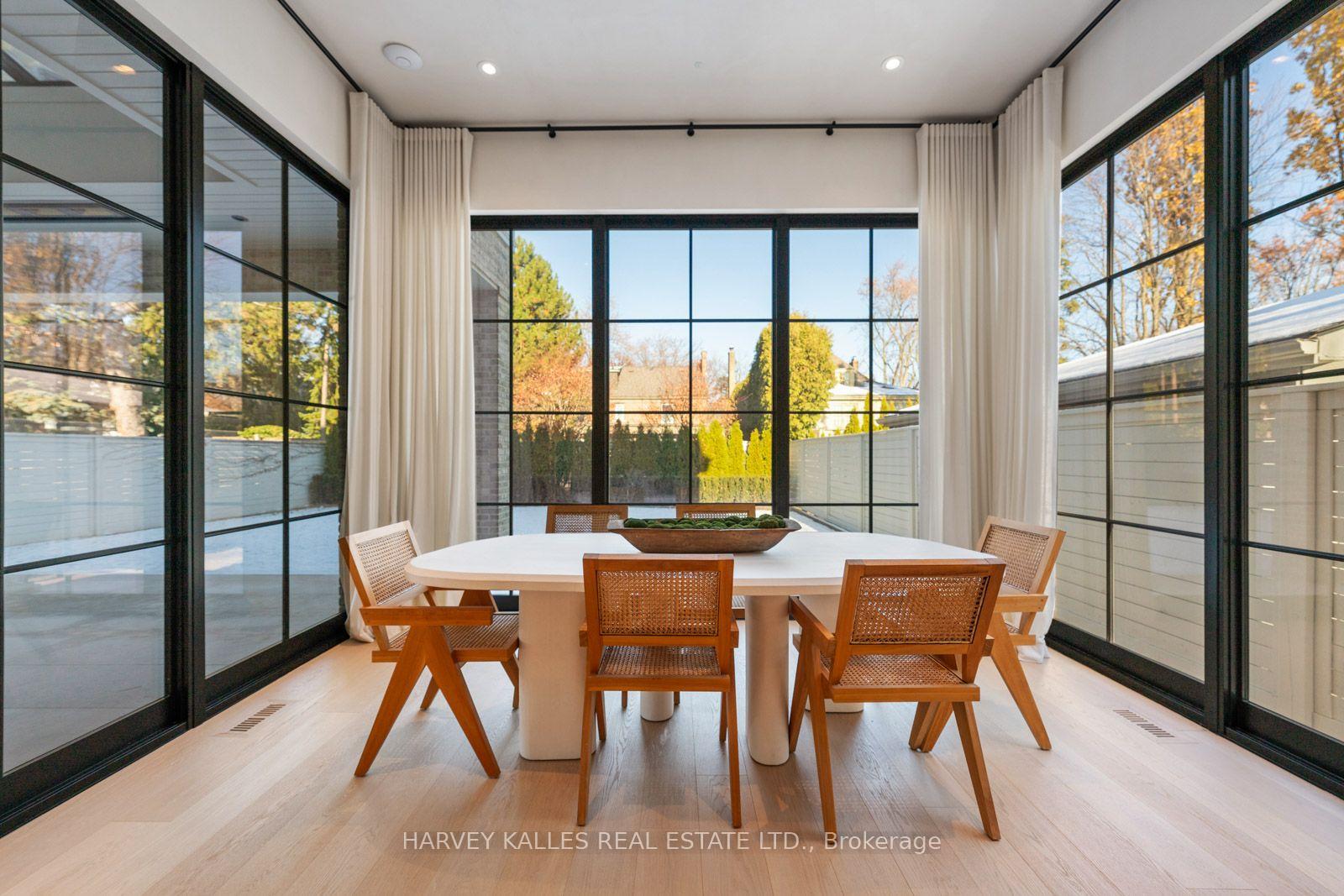 424 Lytton Boulevard, Toronto