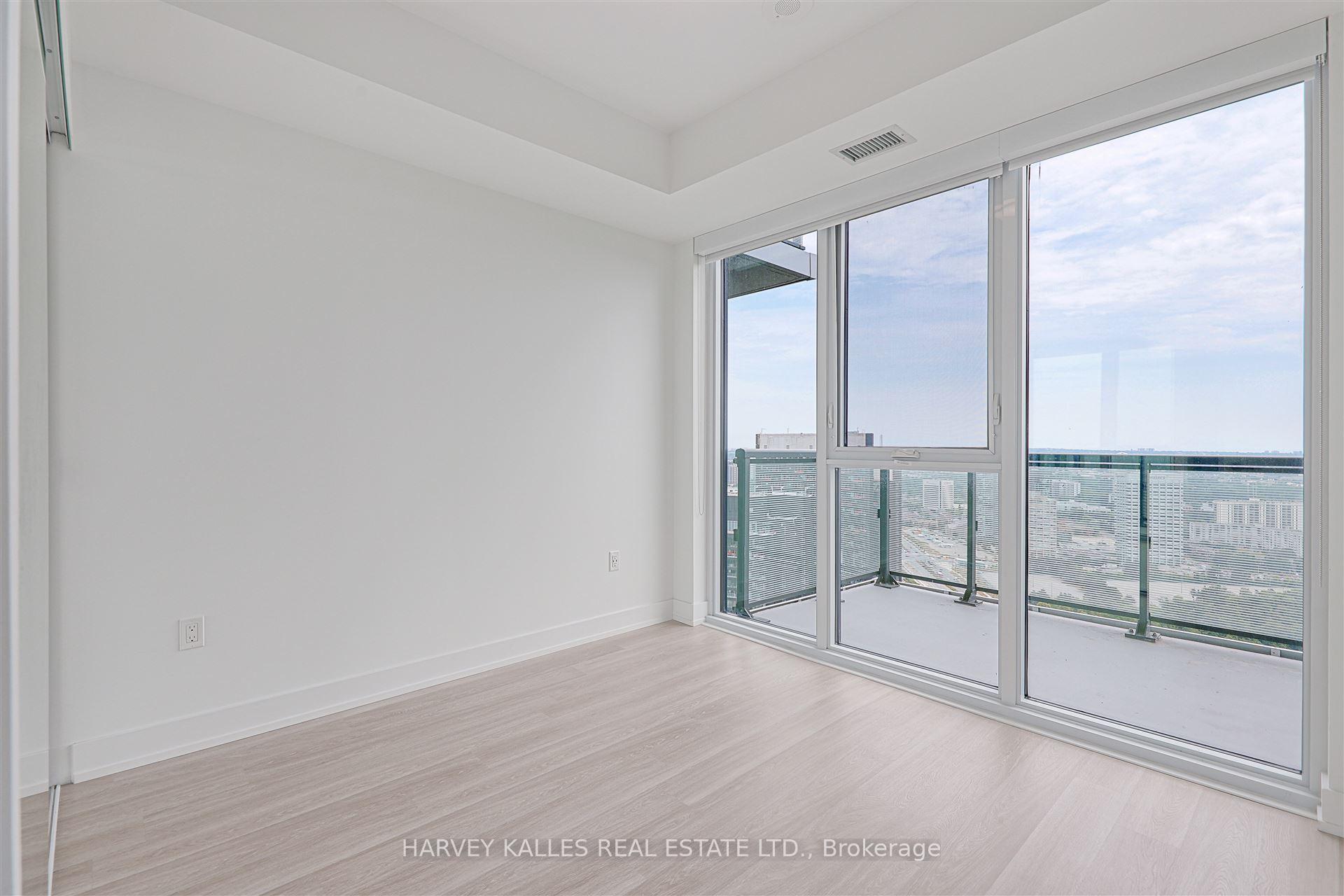30 Inn The Park Drive 4209, Toronto Unit: 4209