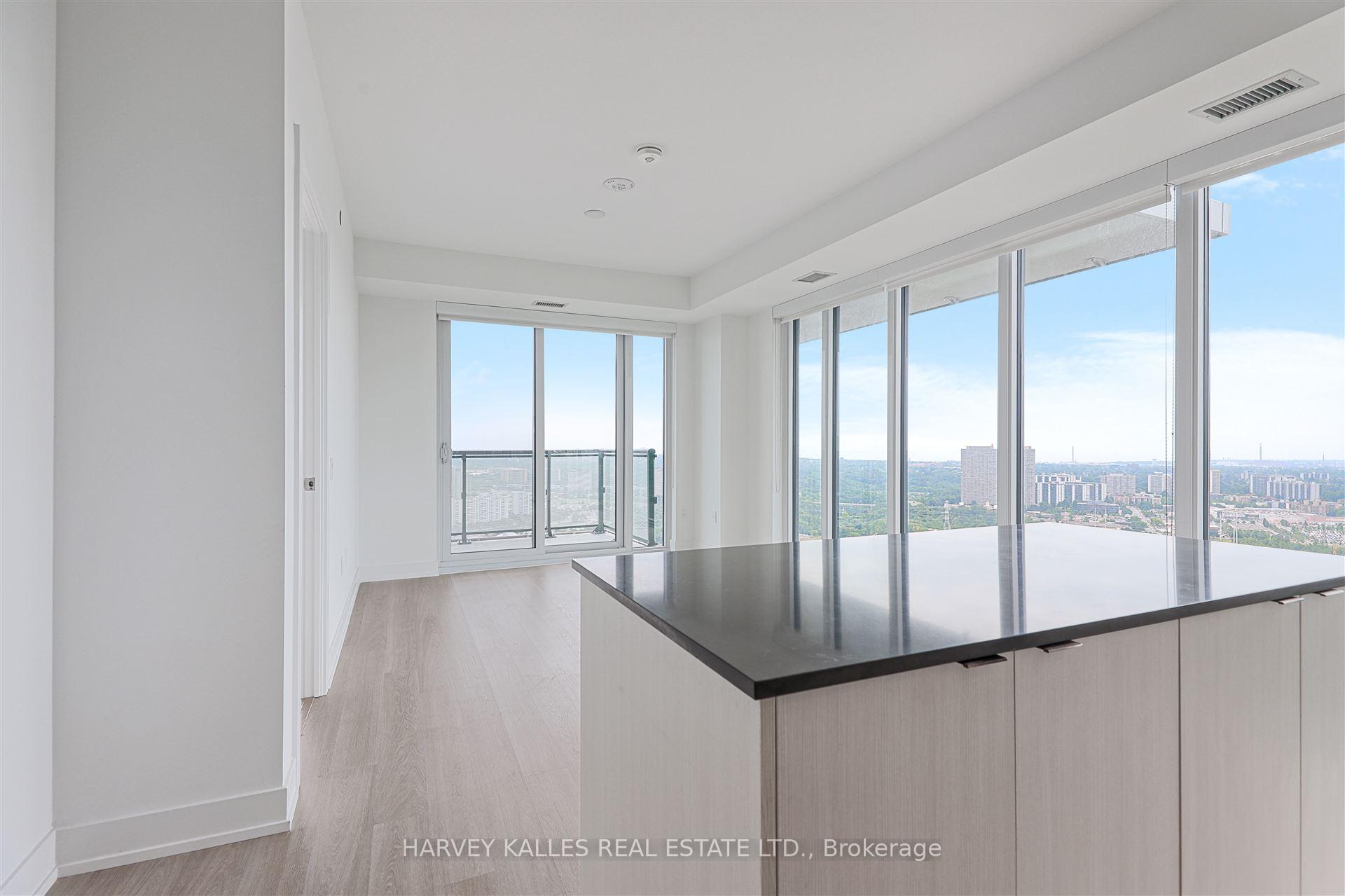 30 Inn The Park Drive 4209, Toronto Unit: 4209