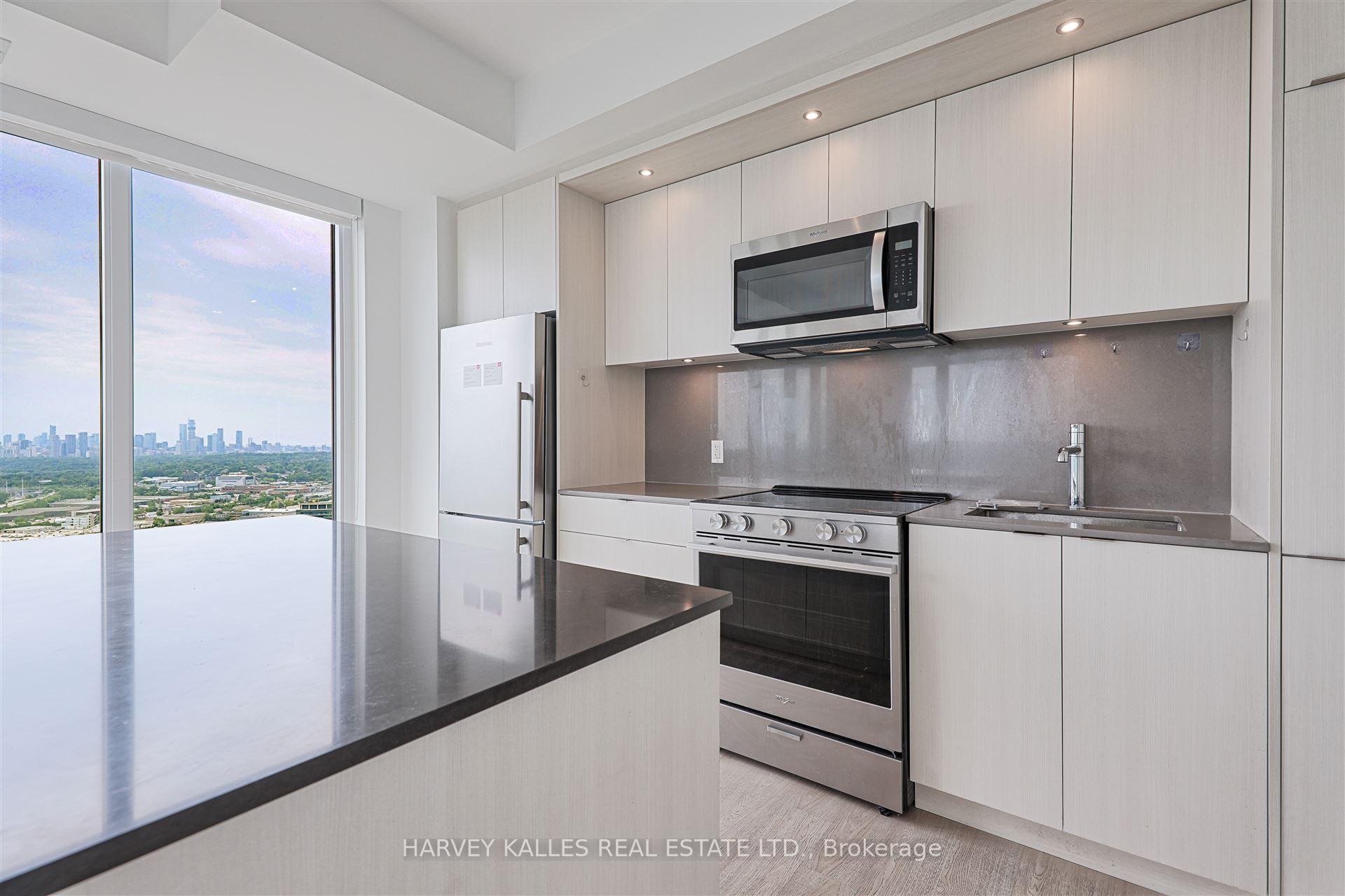 30 Inn The Park Drive 4209, Toronto Unit: 4209