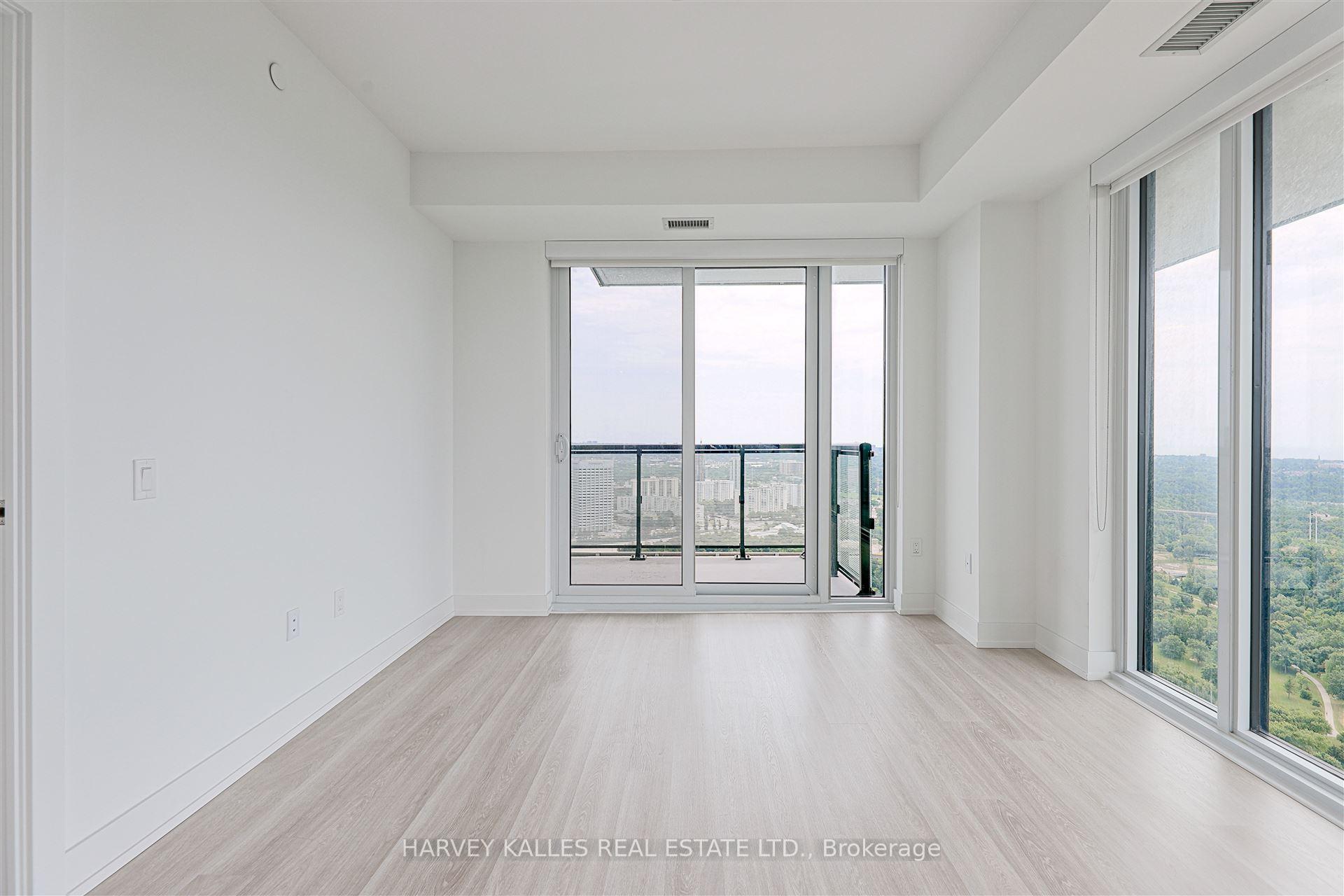 30 Inn The Park Drive 4209, Toronto Unit: 4209