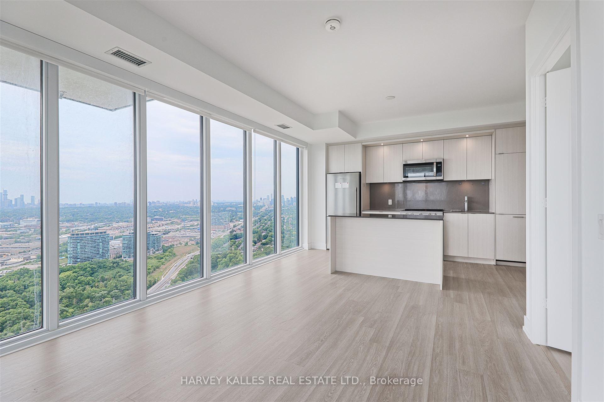 30 Inn The Park Drive 4209, Toronto Unit: 4209