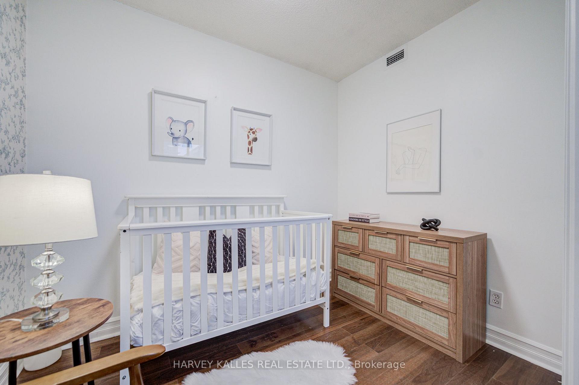 5 Rosehill Avenue 910, Toronto Unit: 910