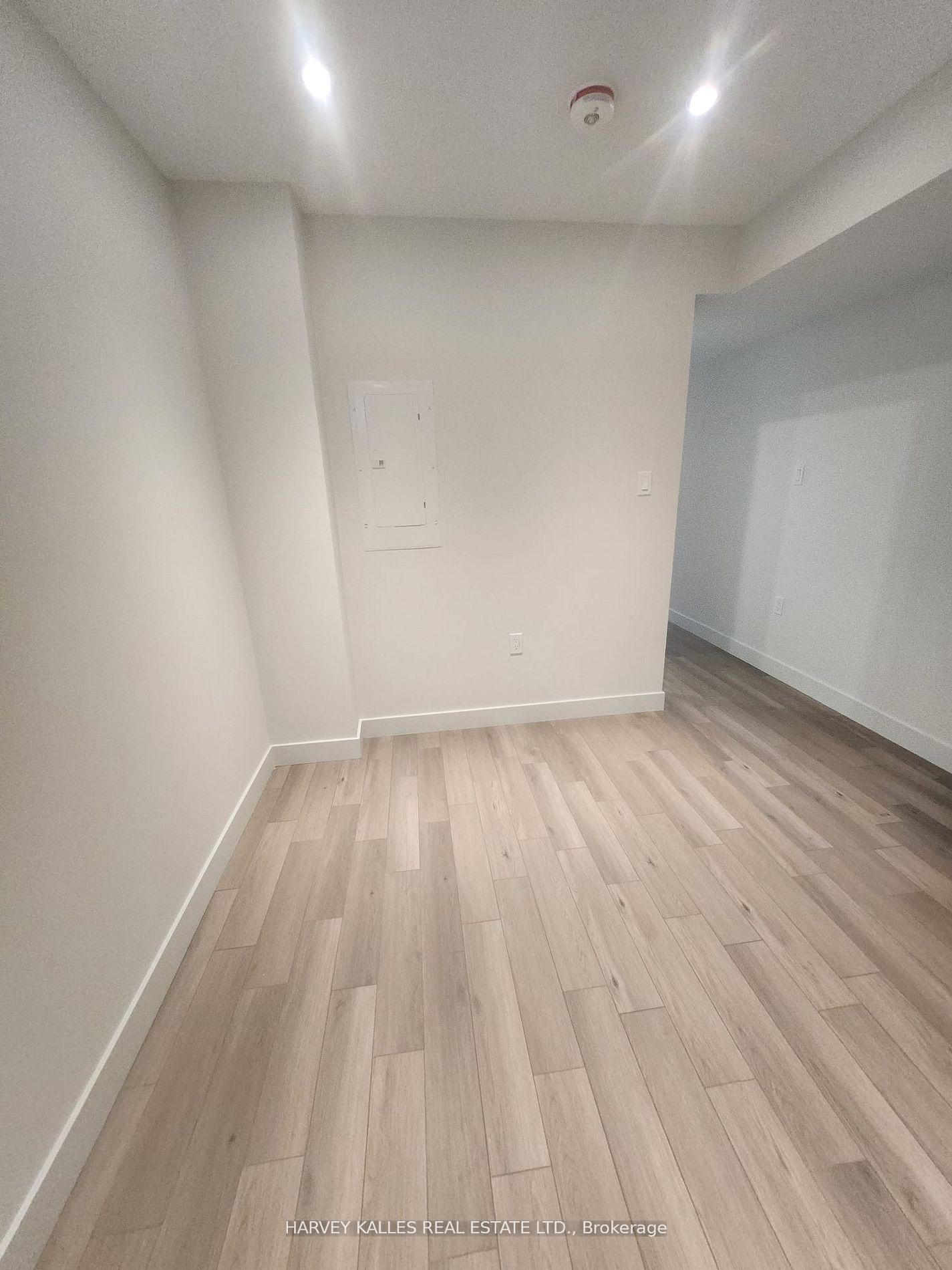 88 McAllister Road Main, Toronto Unit: Main