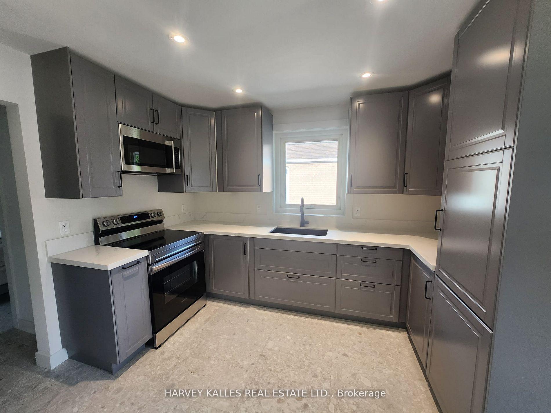 88 McAllister Road Main, Toronto Unit: Main