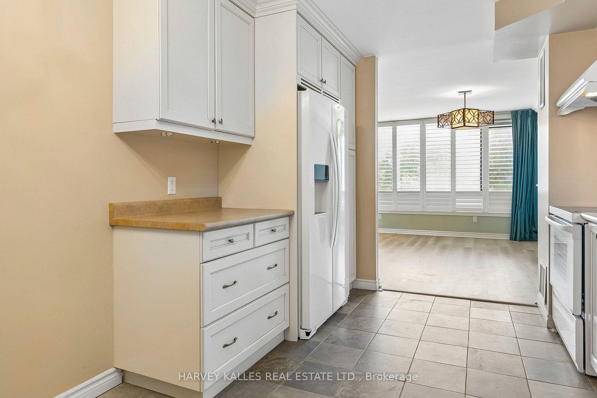 65 Skymark Drive 204, Toronto Unit: 204