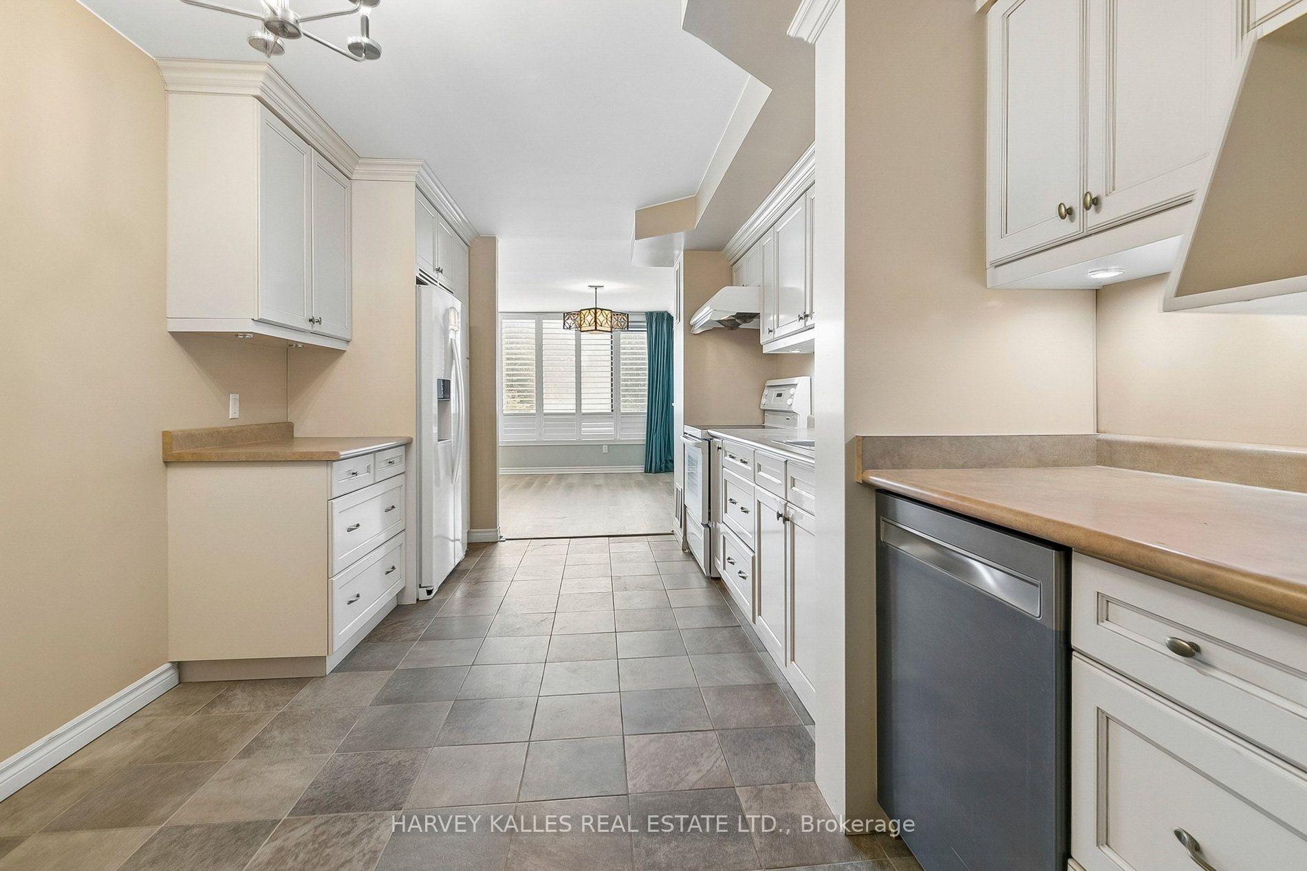 65 Skymark Drive 204, Toronto Unit: 204
