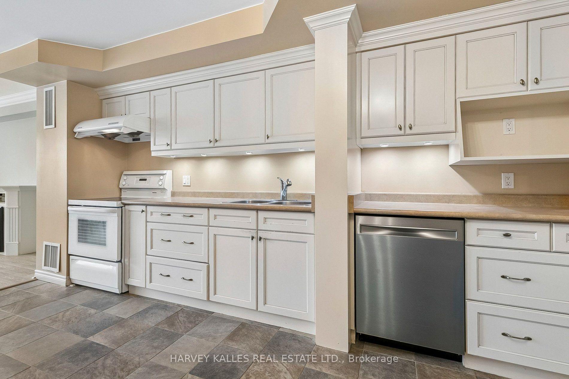 65 Skymark Drive 204, Toronto Unit: 204