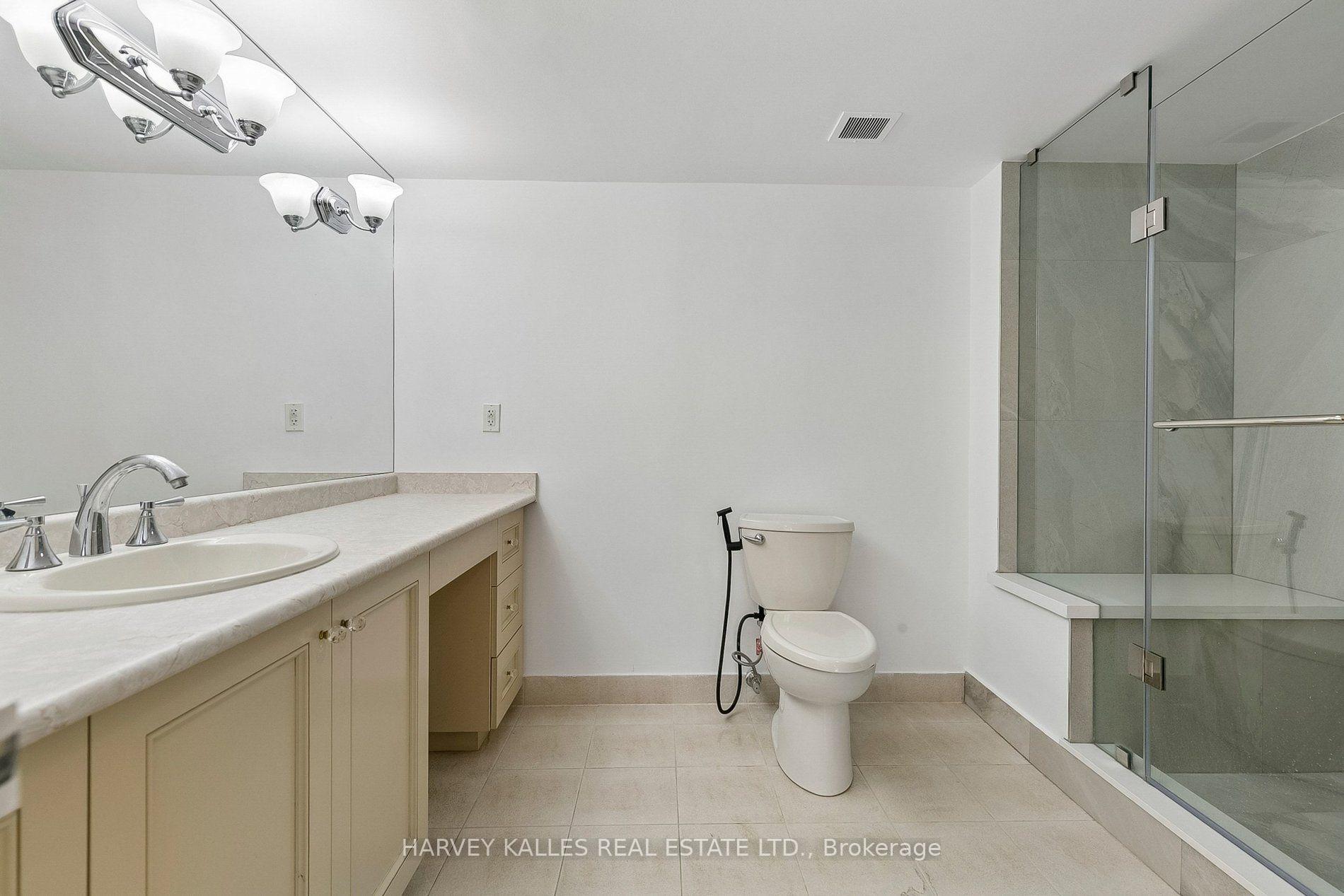 65 Skymark Drive 204, Toronto Unit: 204