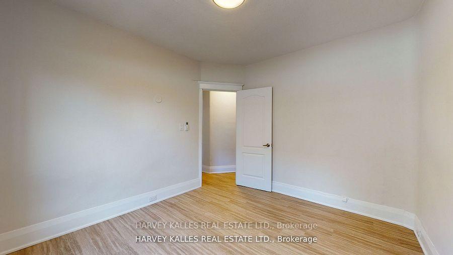 1065 Bathurst Street 6, Toronto Unit: 6