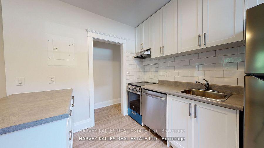 1065 Bathurst Street 6, Toronto Unit: 6