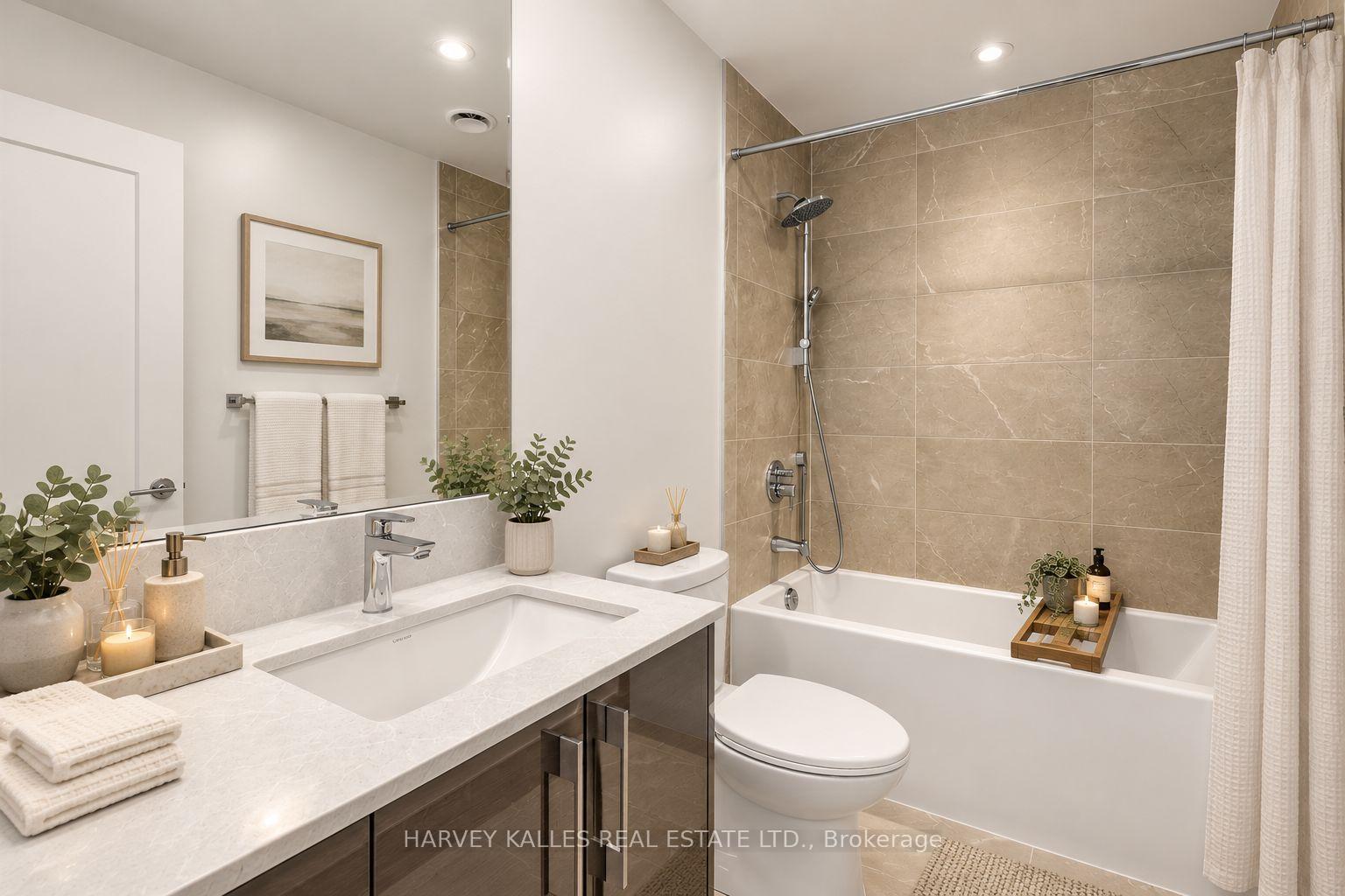 8 Manor Road W 807, Toronto Unit: 807