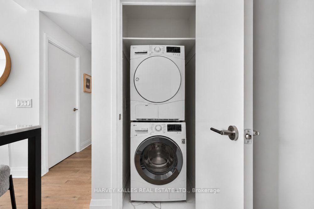 151 Avenue Road, Toronto