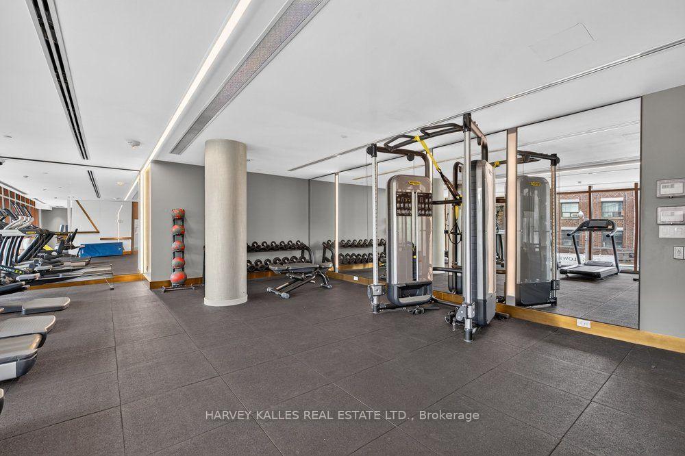 151 Avenue Road, Toronto