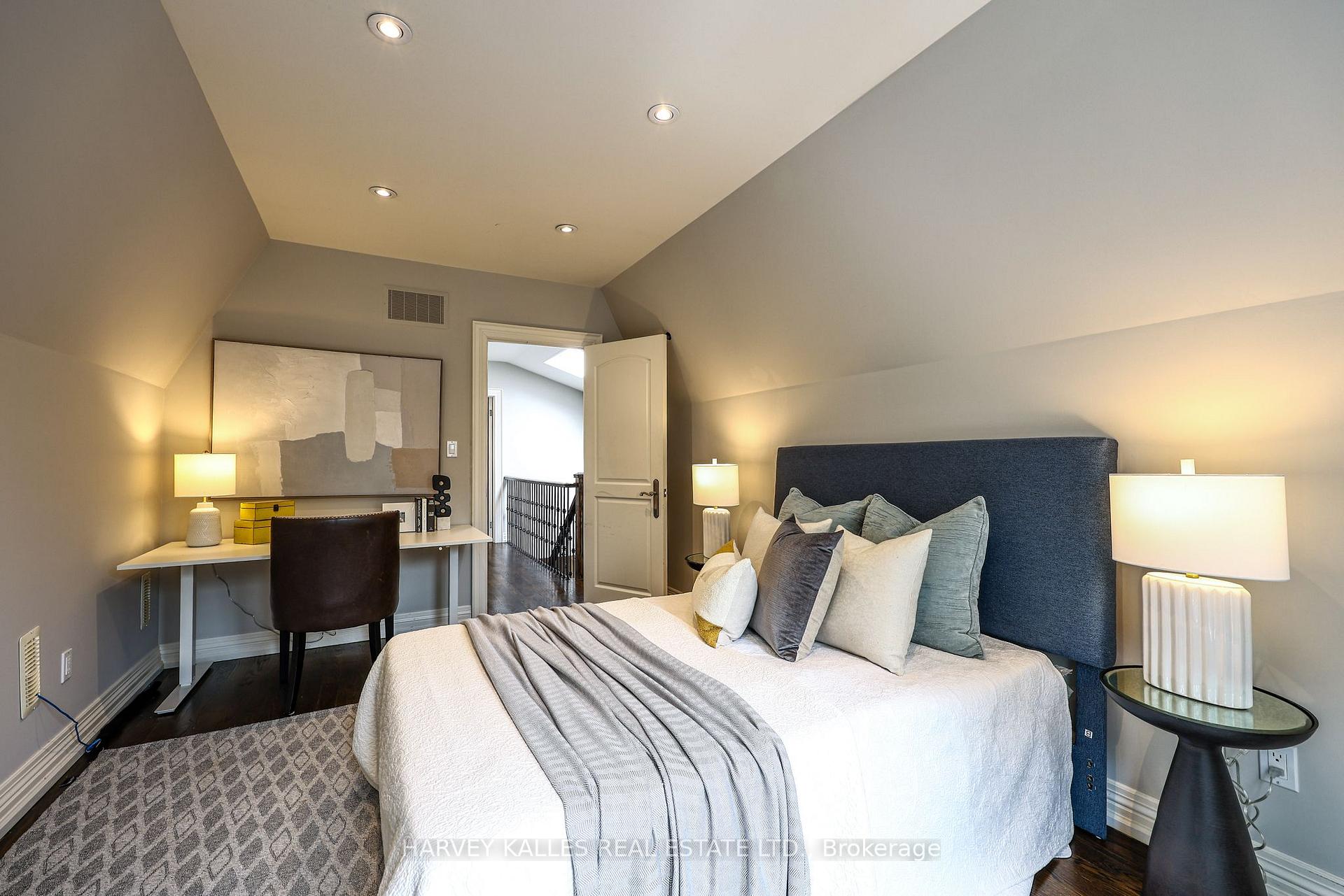 599 Woburn Avenue, Toronto