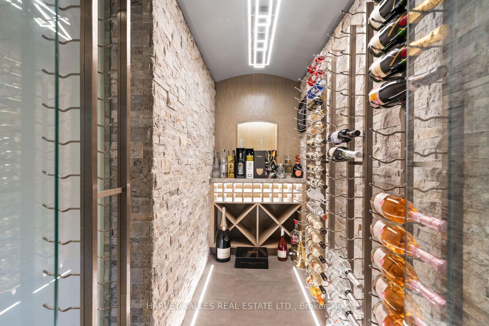 523 Vesta Drive, Toronto