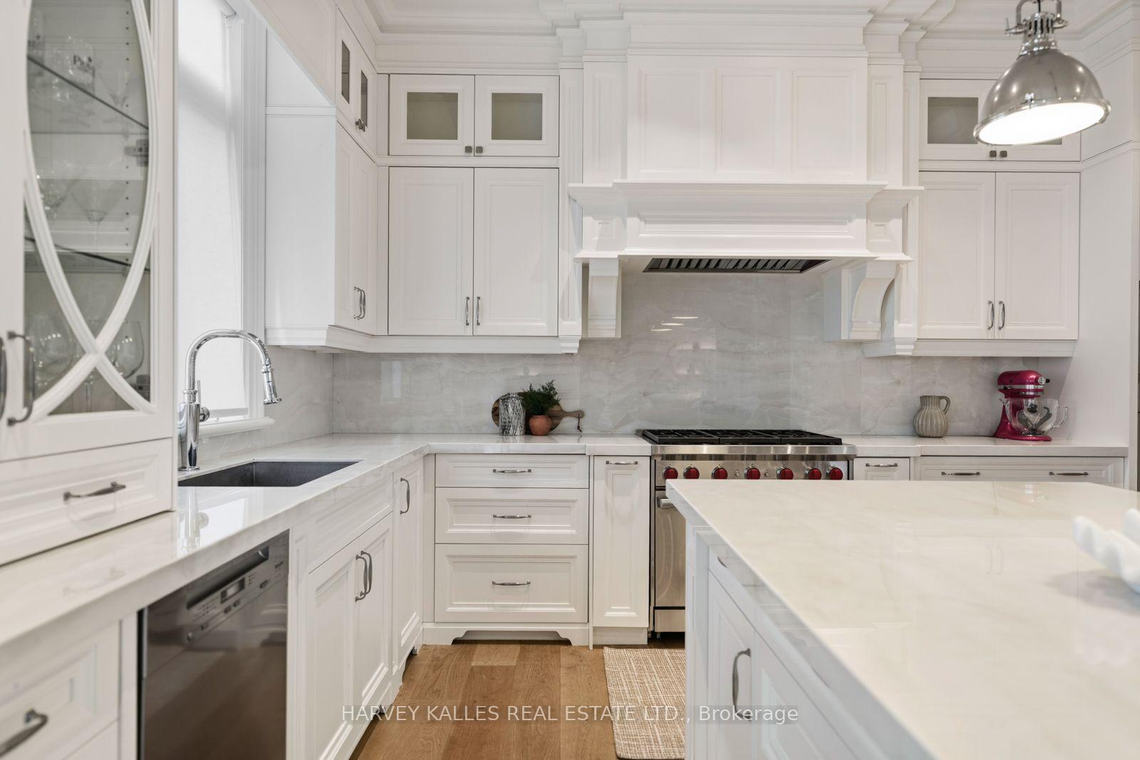 523 Vesta Drive, Toronto