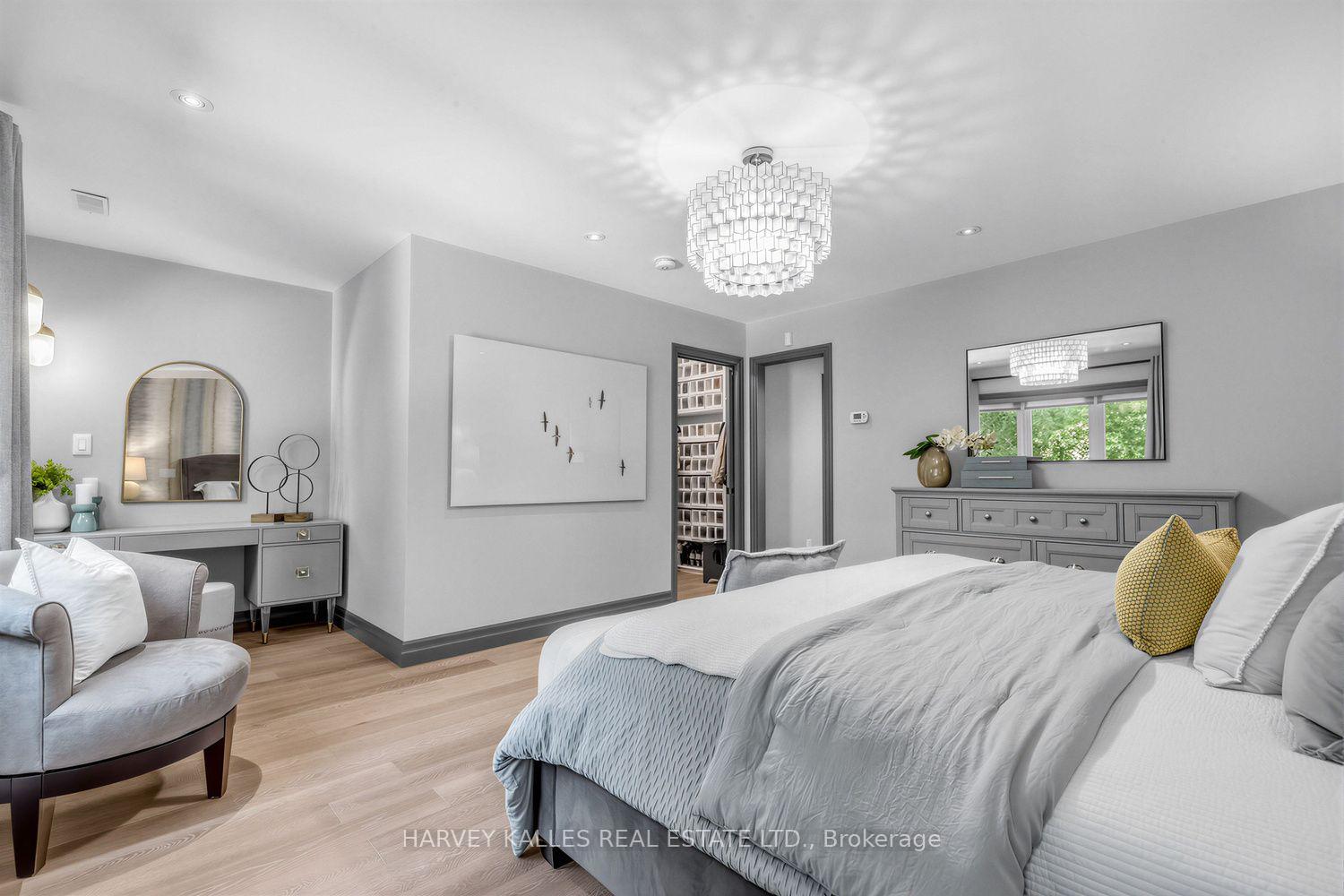 487 Winnett Avenue, Toronto