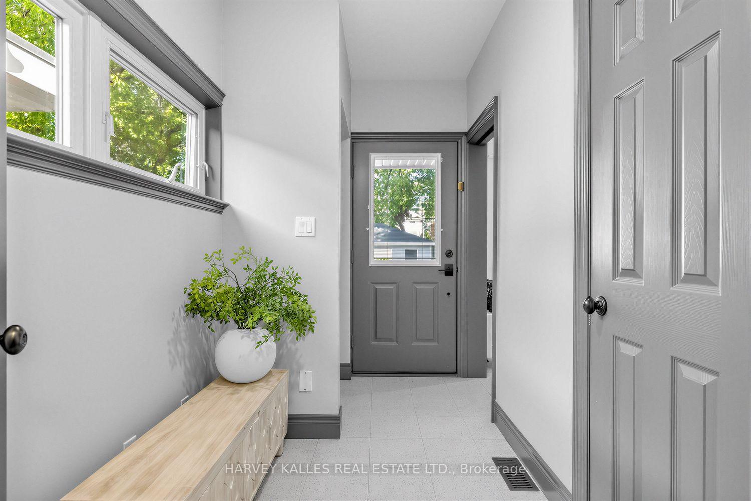 487 Winnett Avenue, Toronto
