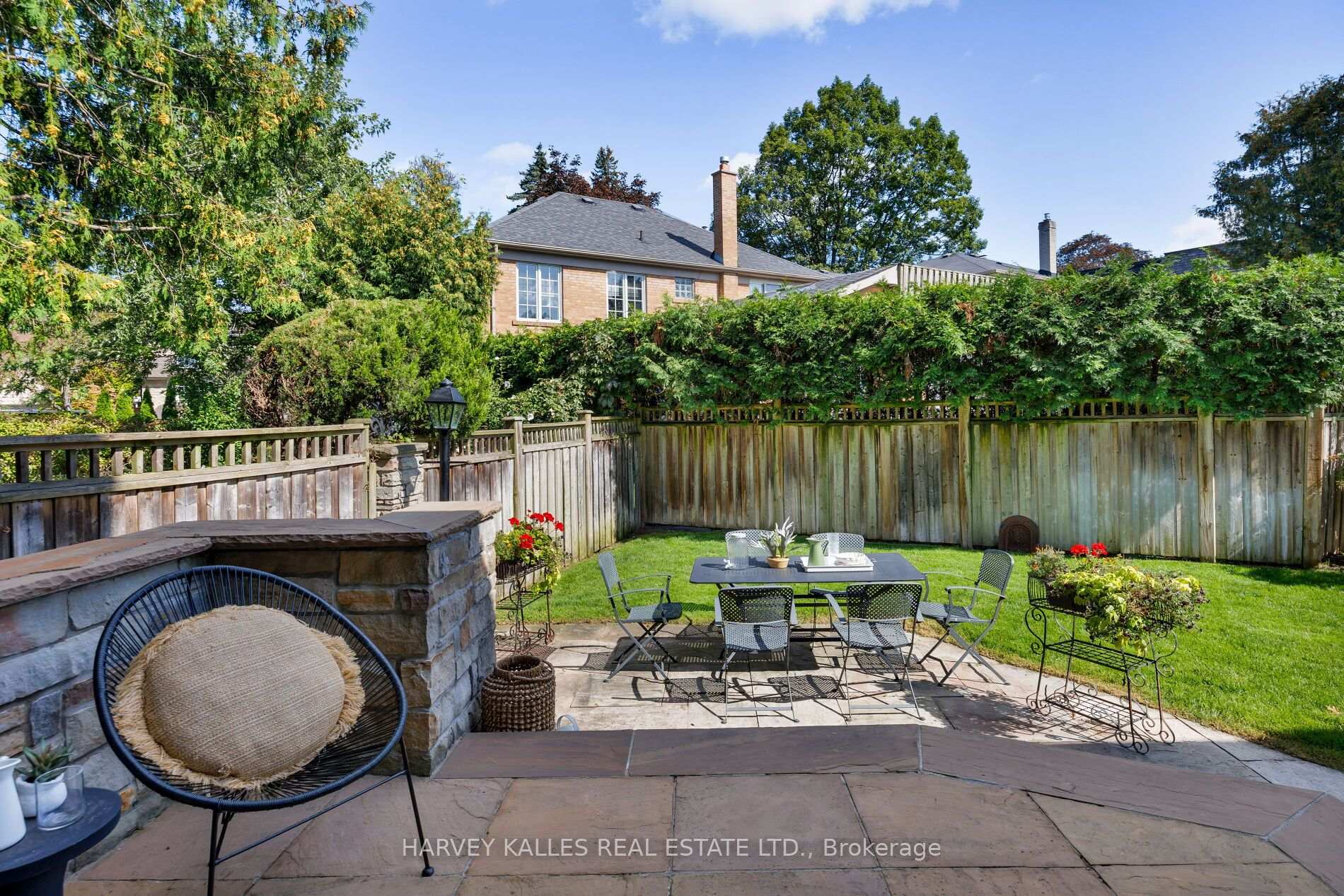 15 Moorehill Drive, Toronto