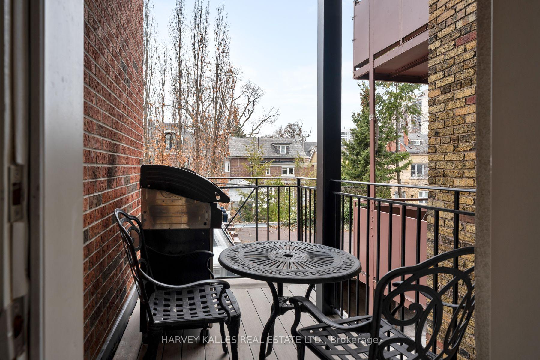 319 Lonsdale Road N 2D, Toronto Unit: 2D