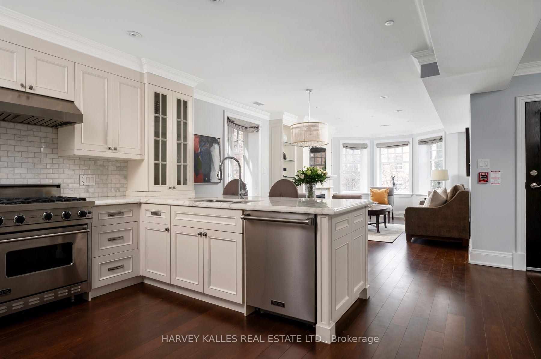 319 Lonsdale Road N 2D, Toronto Unit: 2D