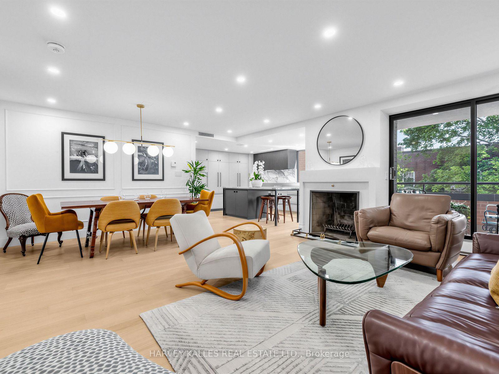 349 St. Clair Avenue W 404, Toronto Unit: 404