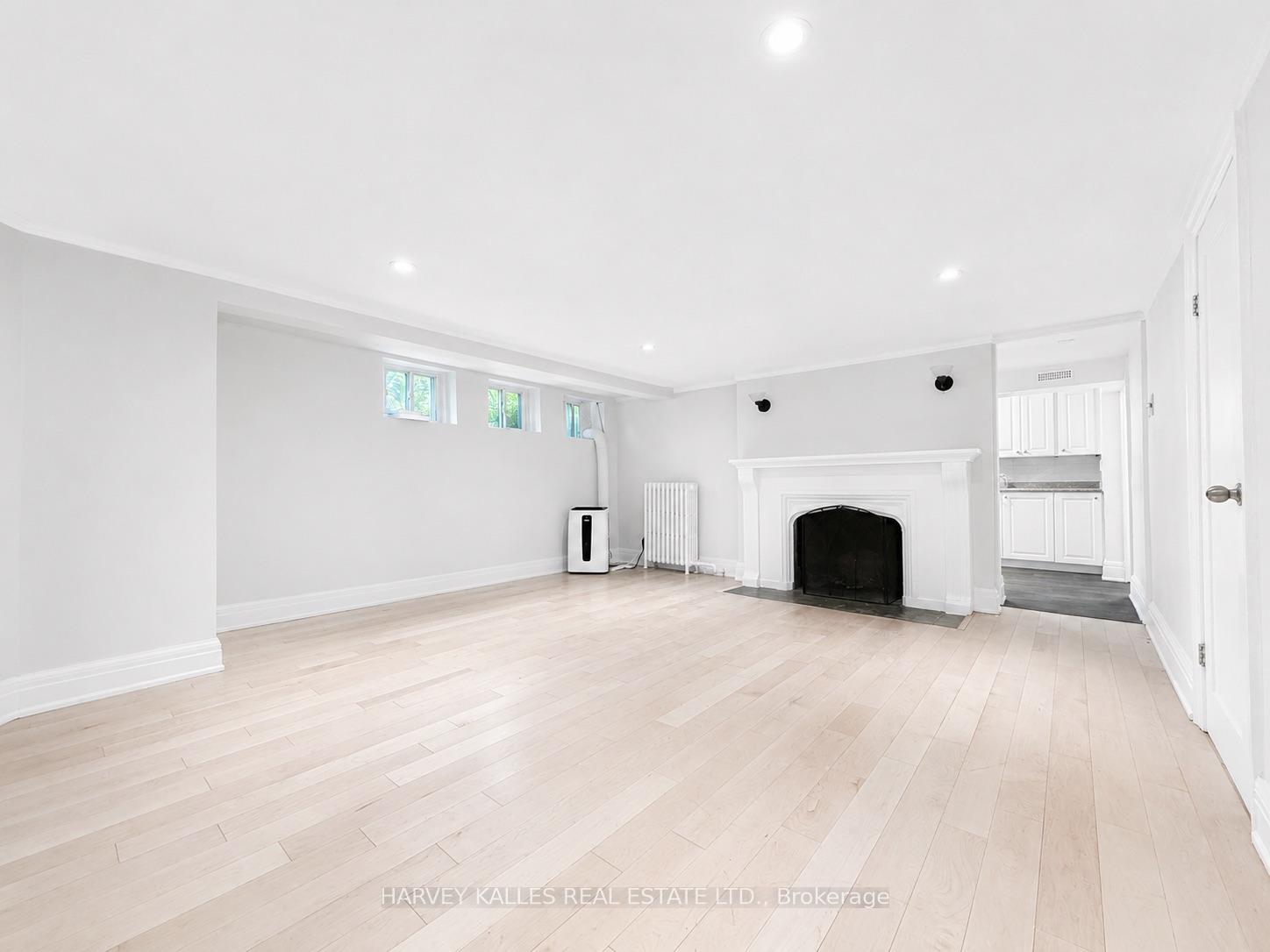 807 Duplex Avenue Bsmt, Toronto Unit: Bsmt