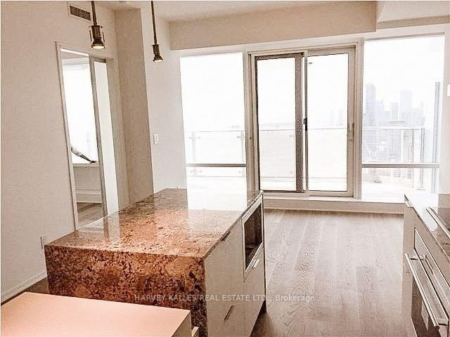 1 Bloor Street E 6005, Toronto Unit: 6005