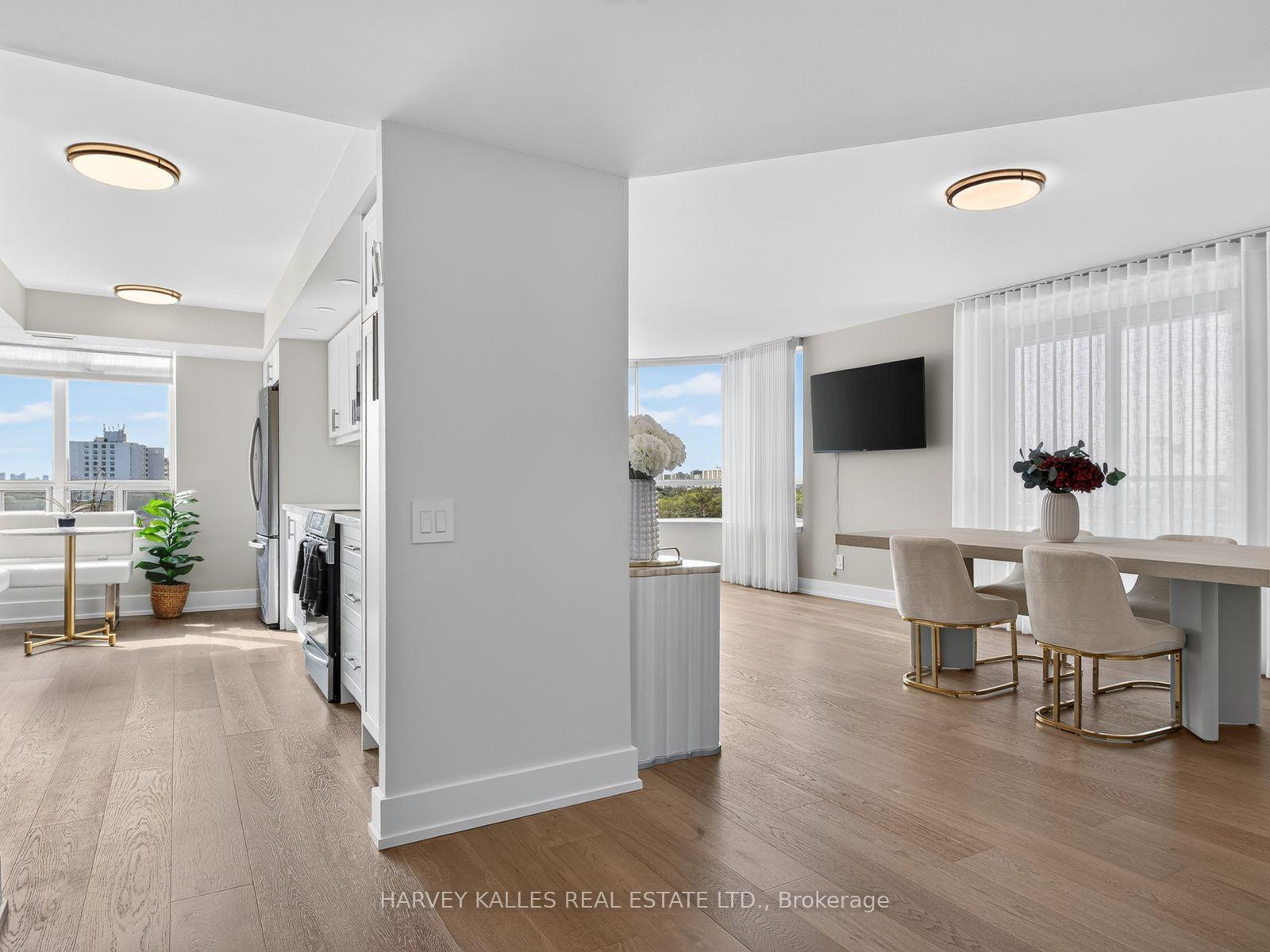 8 Covington Road 1004, Toronto Unit: 1004
