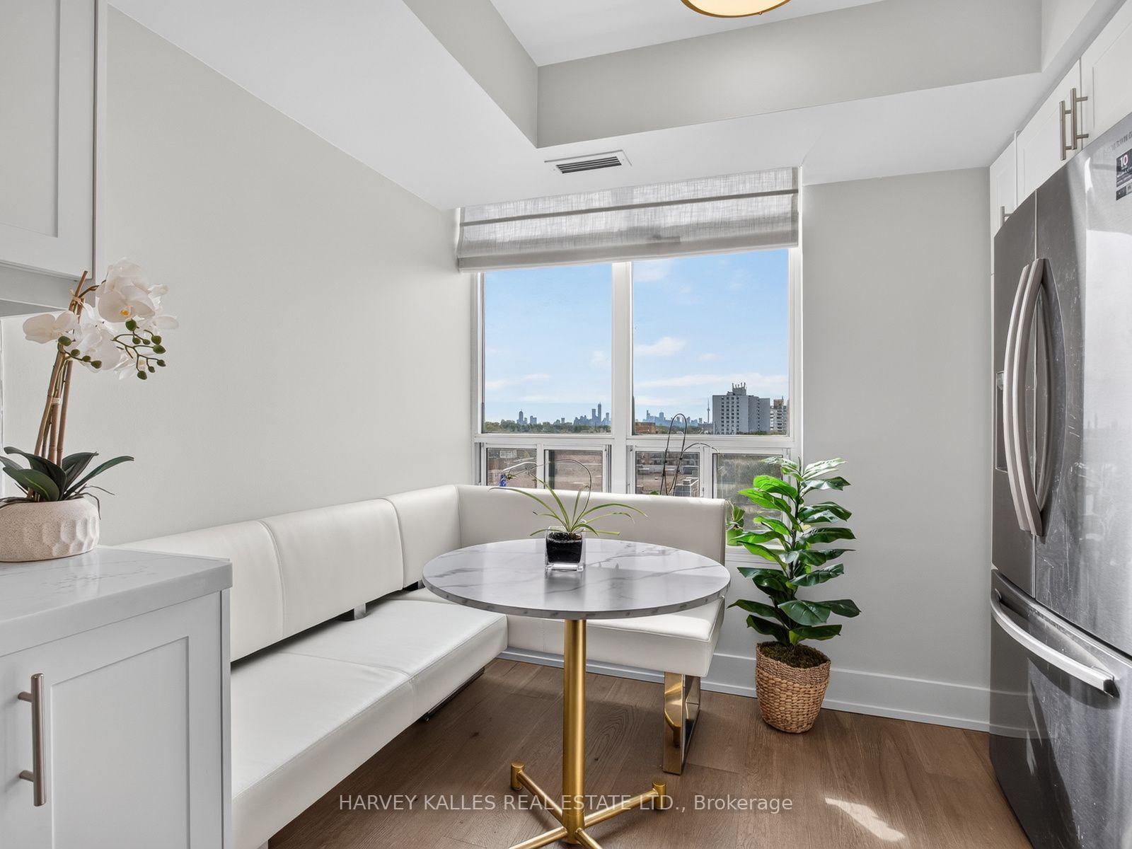 8 Covington Road 1004, Toronto Unit: 1004