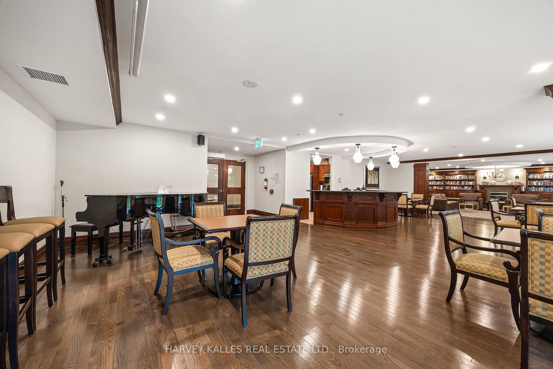 12 Rean Drive 212, Toronto Unit: 212