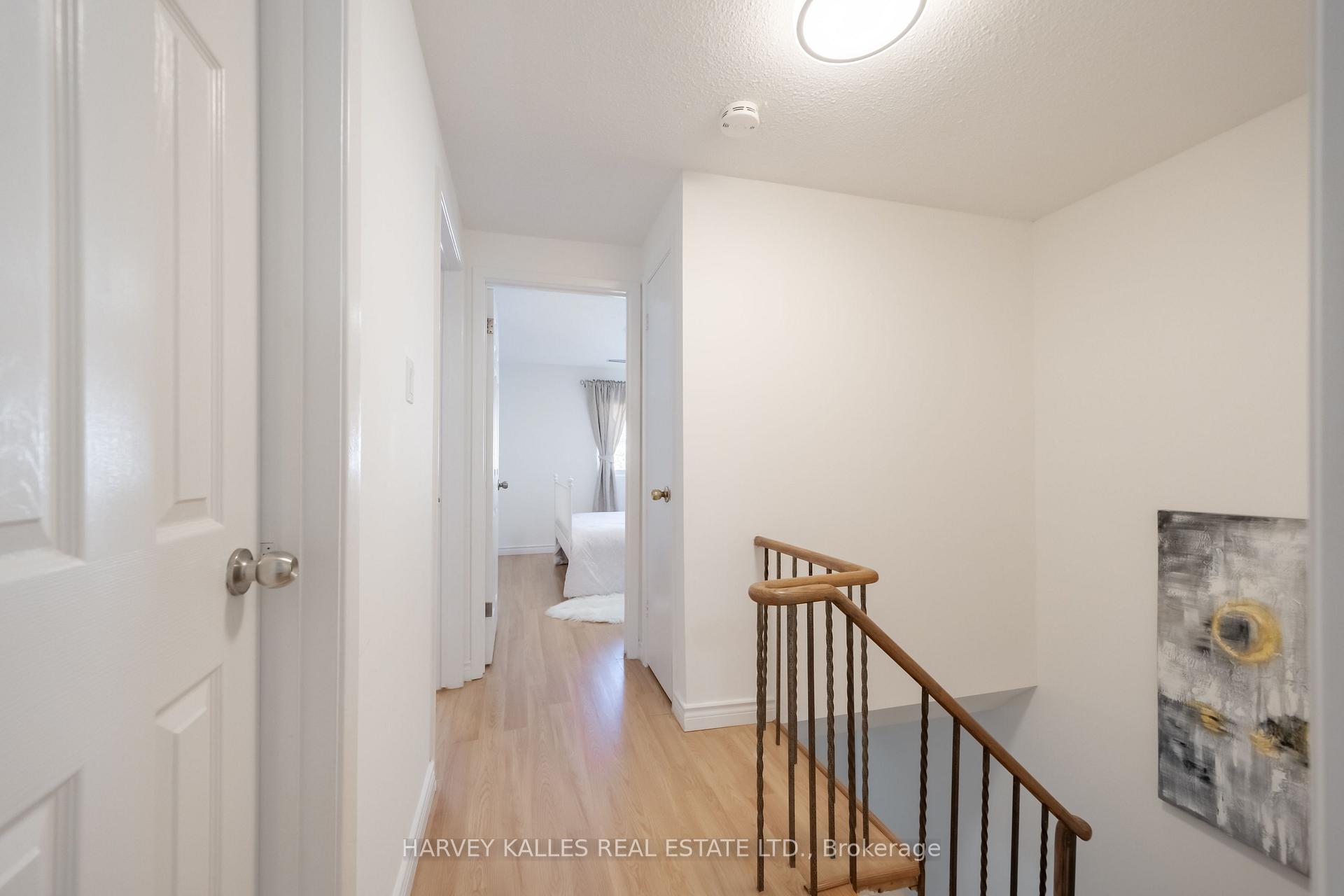 102 Jenny Wren Way, Toronto