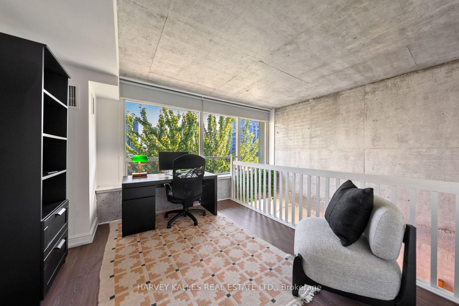 954 King Street W 507, Toronto Unit: 507
