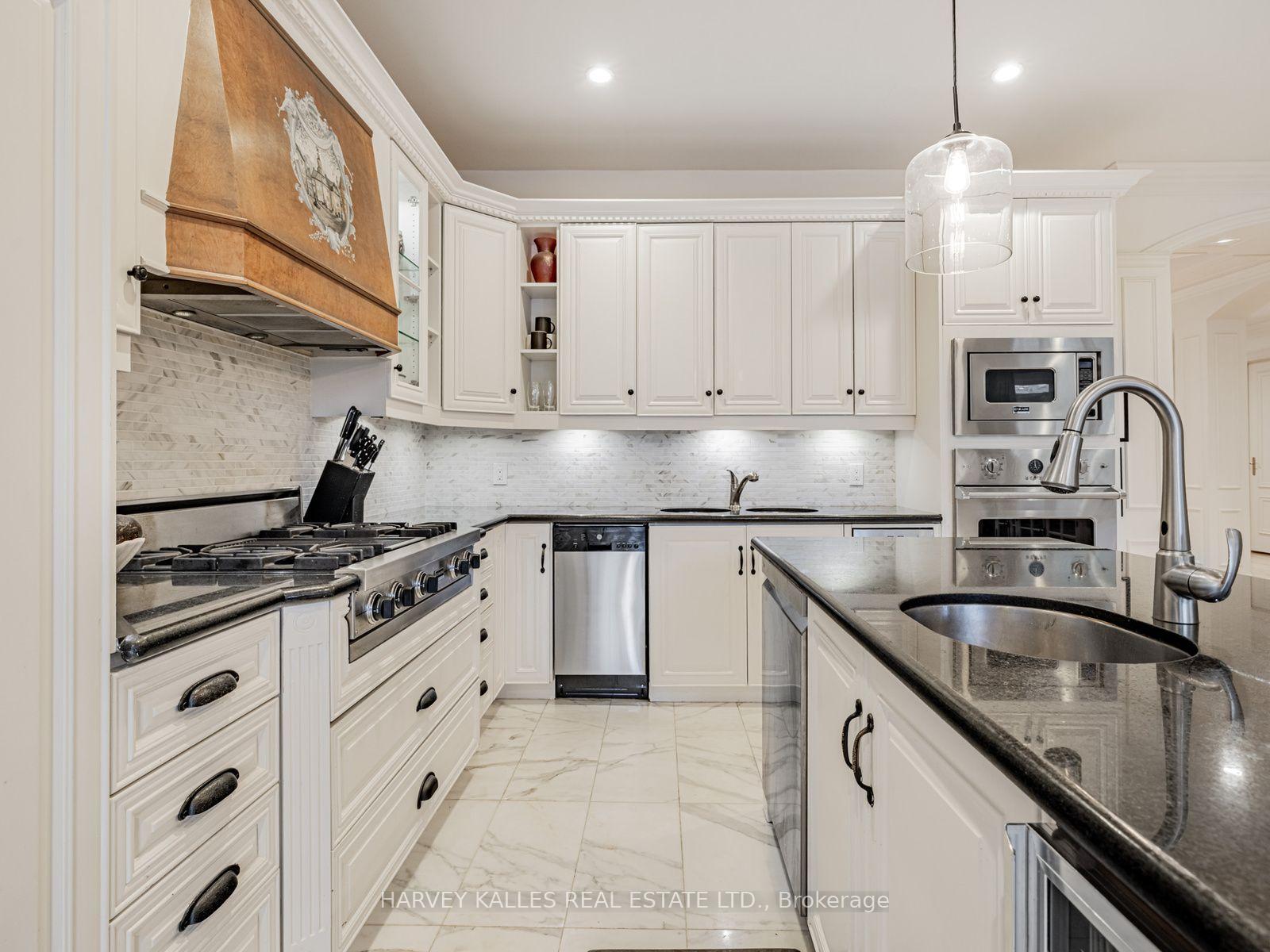 55 Viewmount Avenue, Toronto