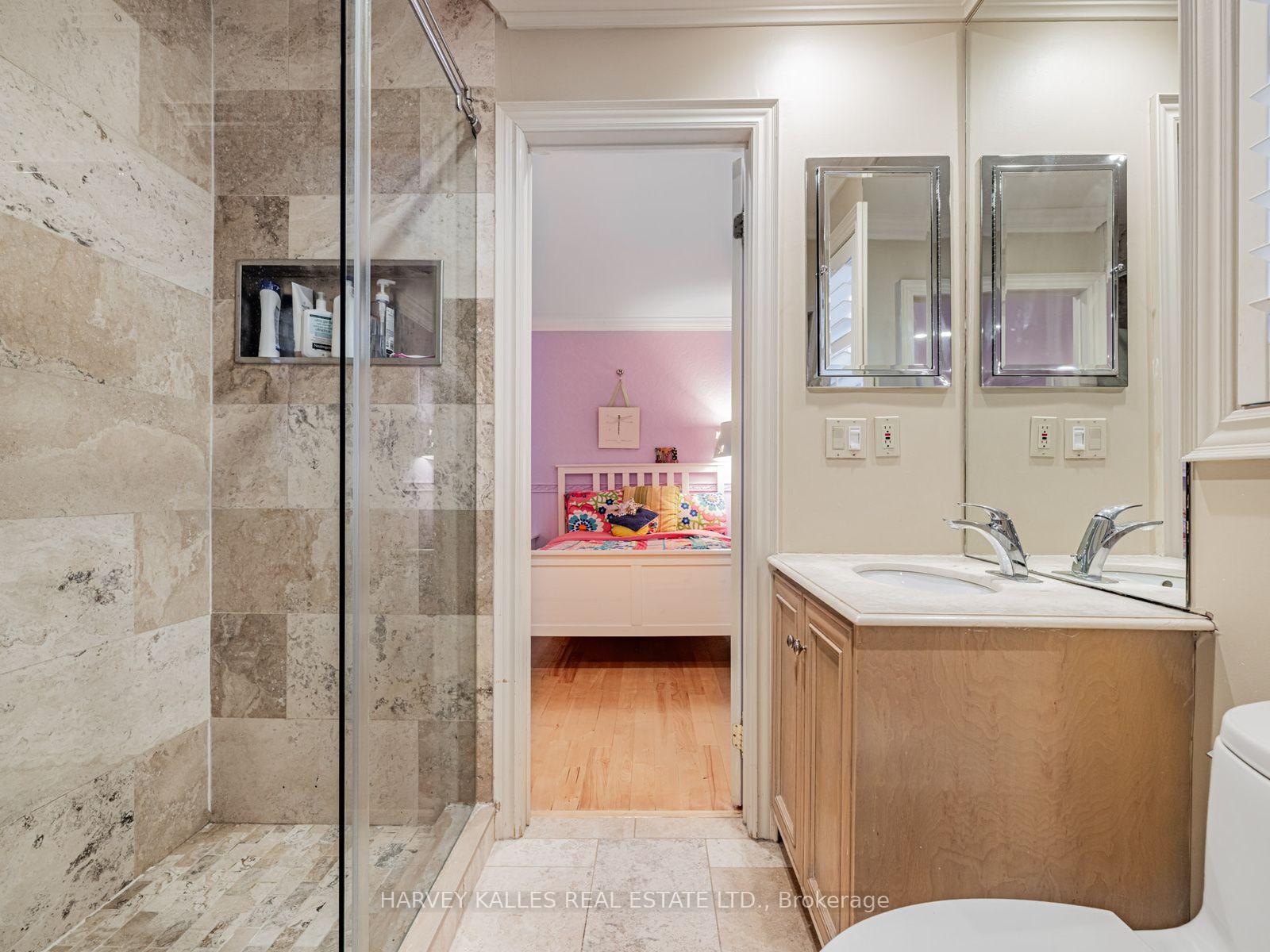 55 Viewmount Avenue, Toronto