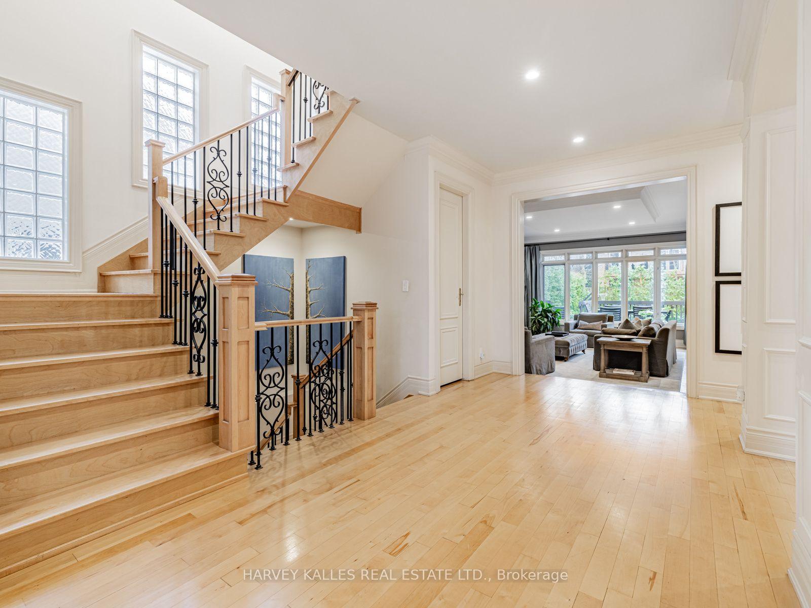 55 Viewmount Avenue, Toronto