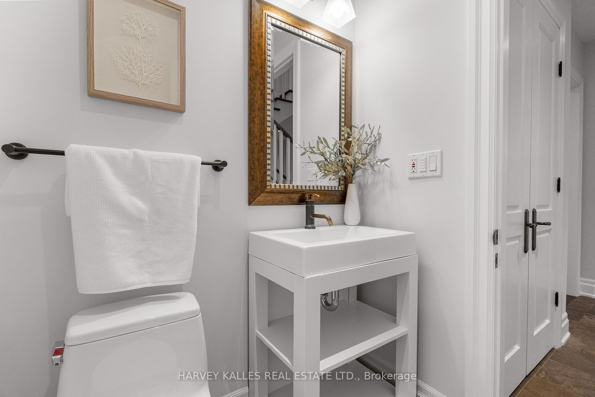 121 Johnston Avenue, Toronto