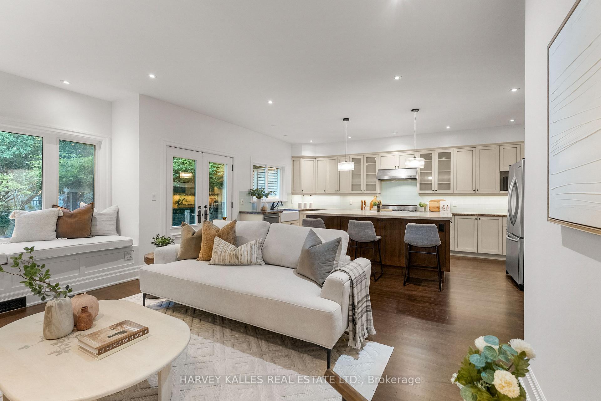 121 Johnston Avenue, Toronto