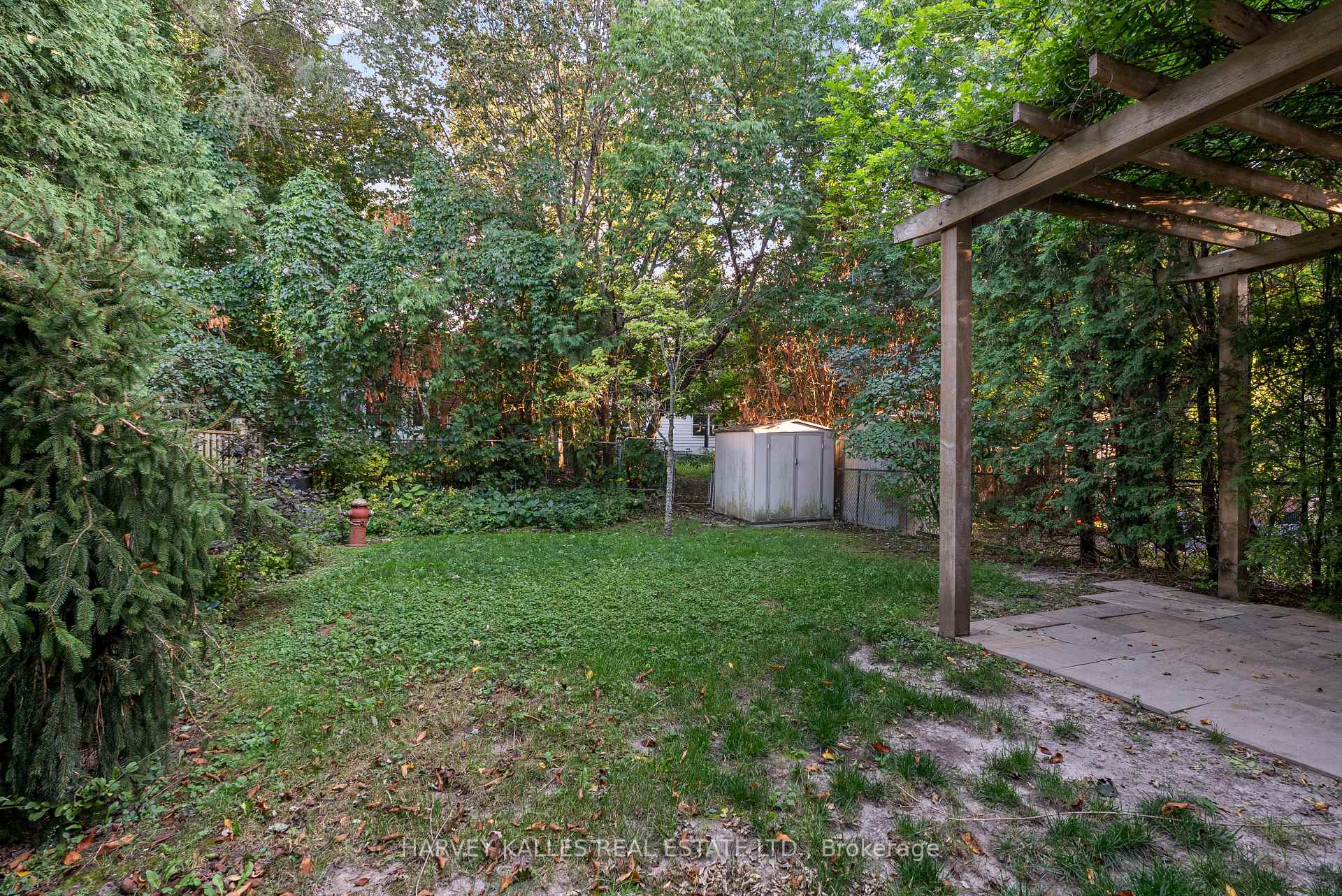 121 Johnston Avenue, Toronto