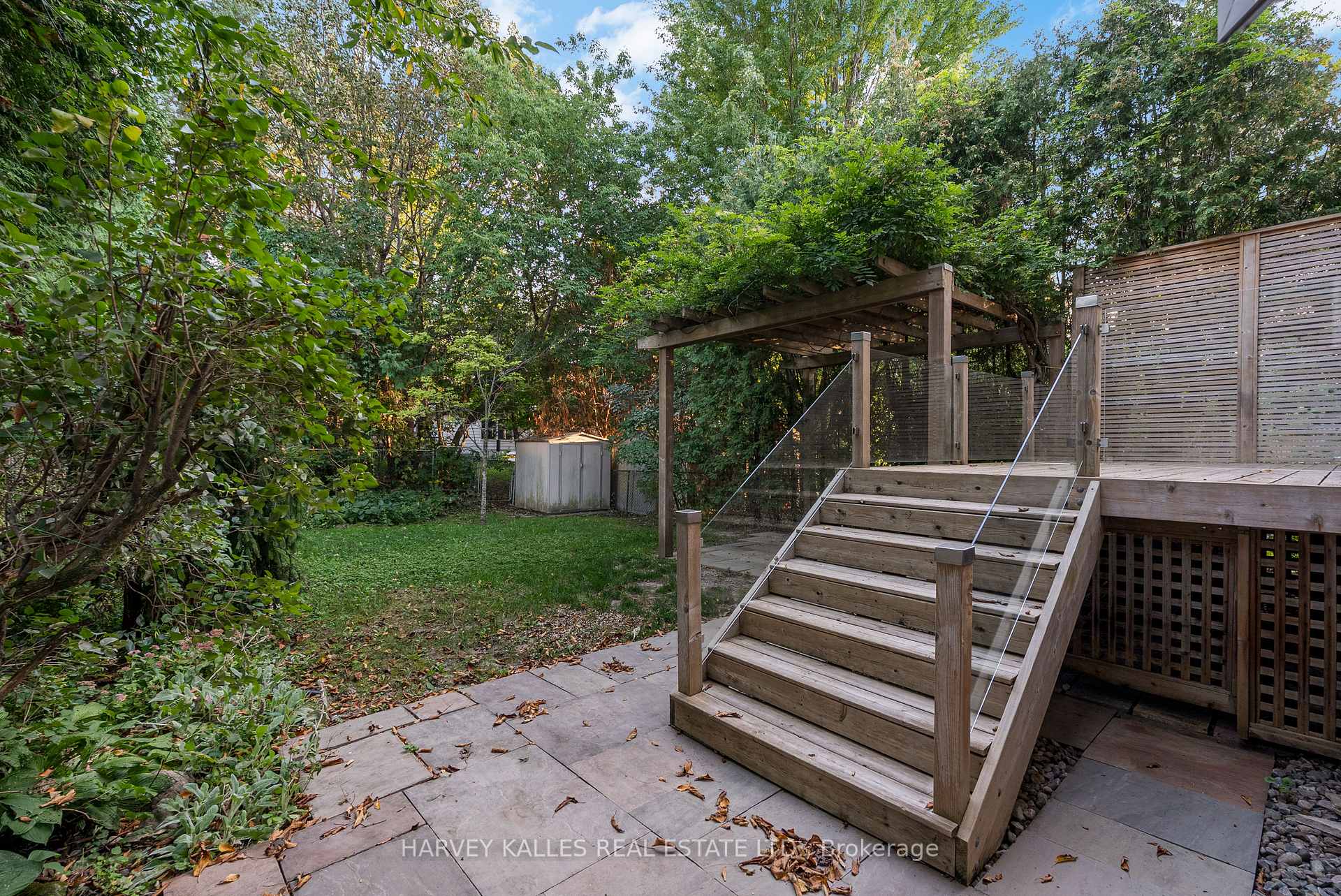 121 Johnston Avenue, Toronto