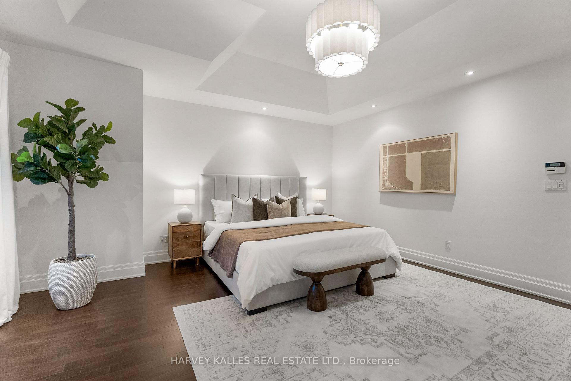 121 Johnston Avenue, Toronto