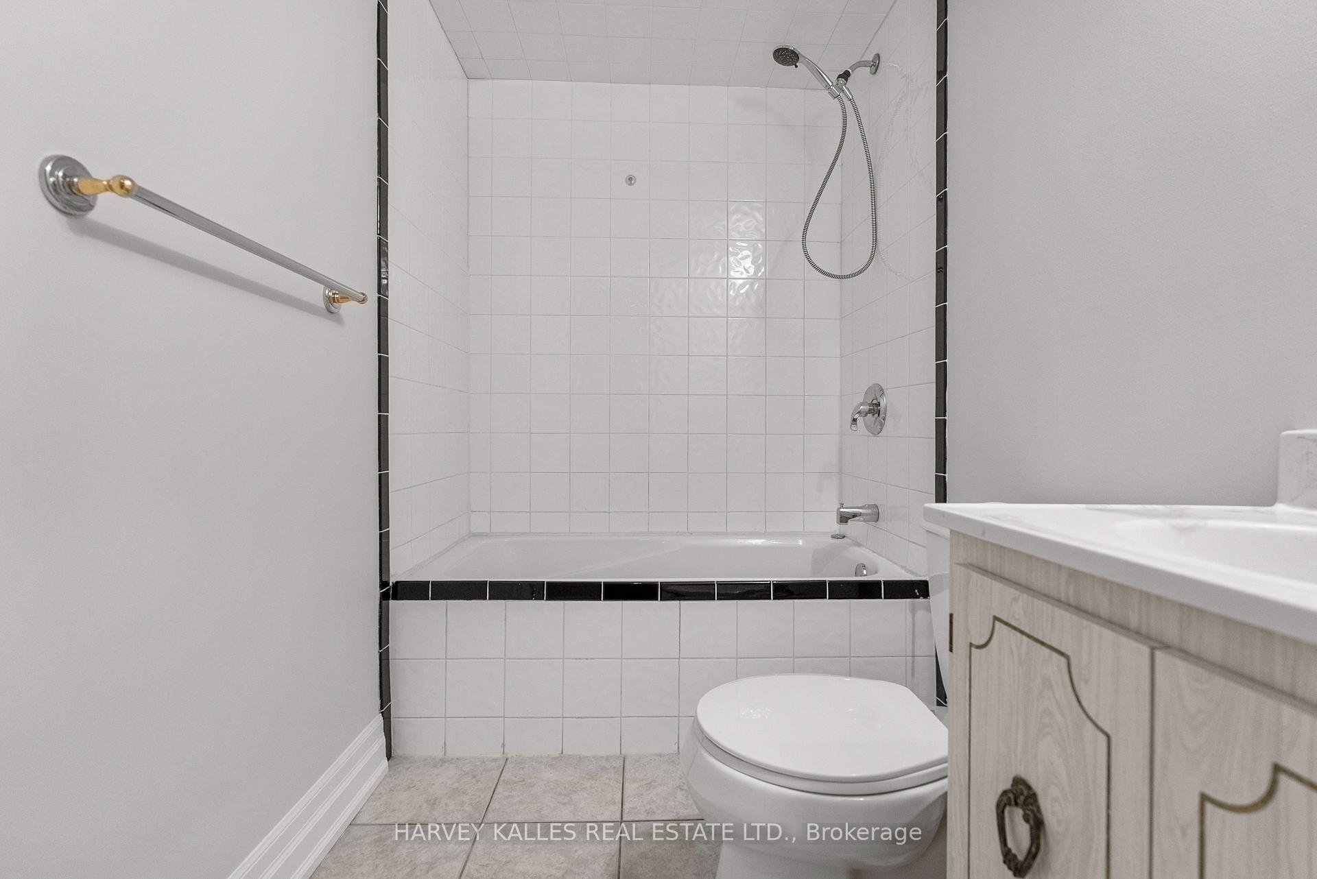 121 Johnston Avenue, Toronto