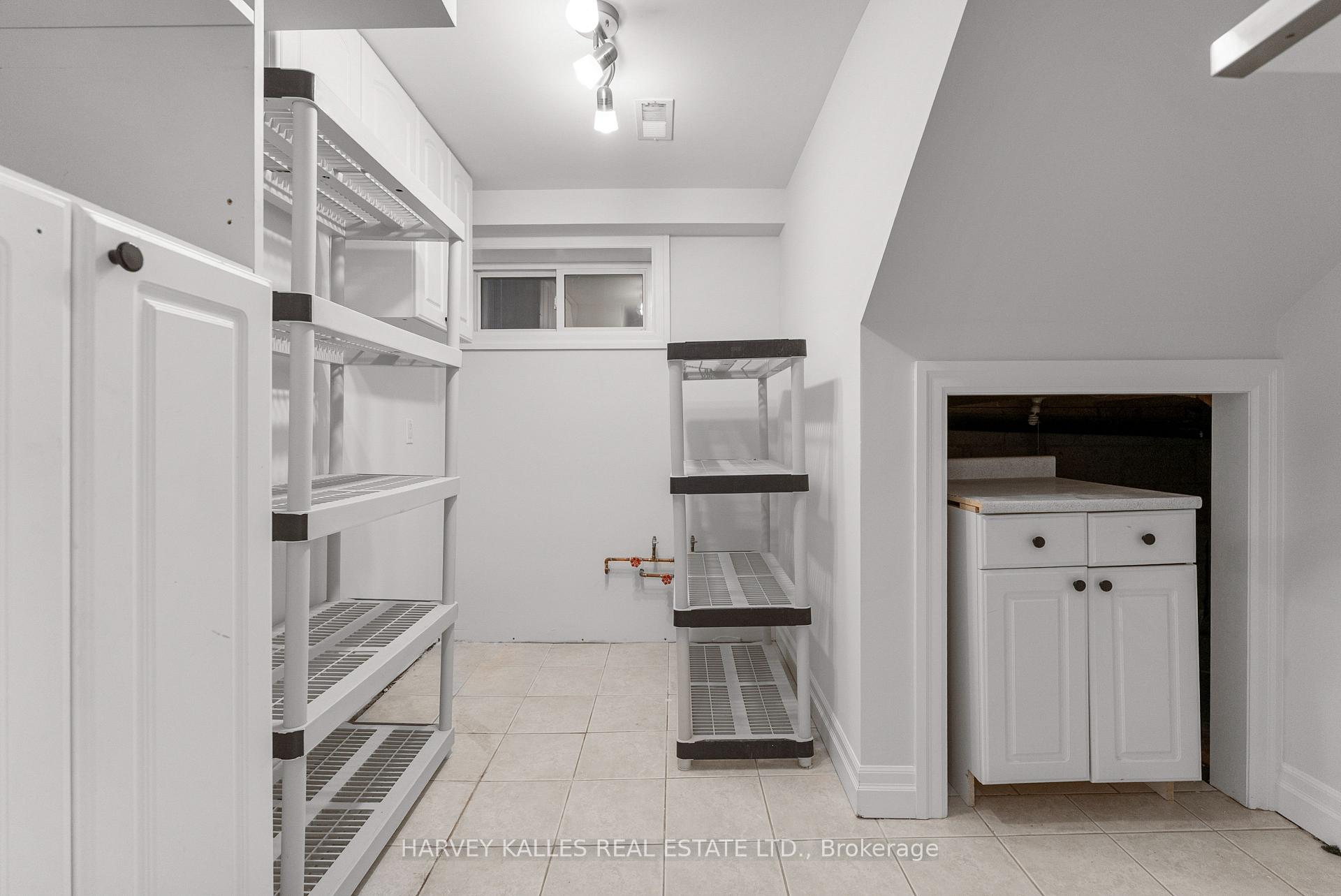 121 Johnston Avenue, Toronto