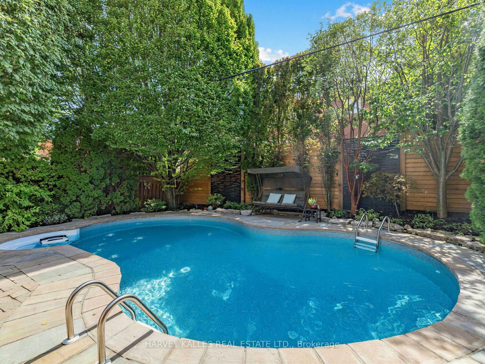 629 Bedford Park Avenue, Toronto
